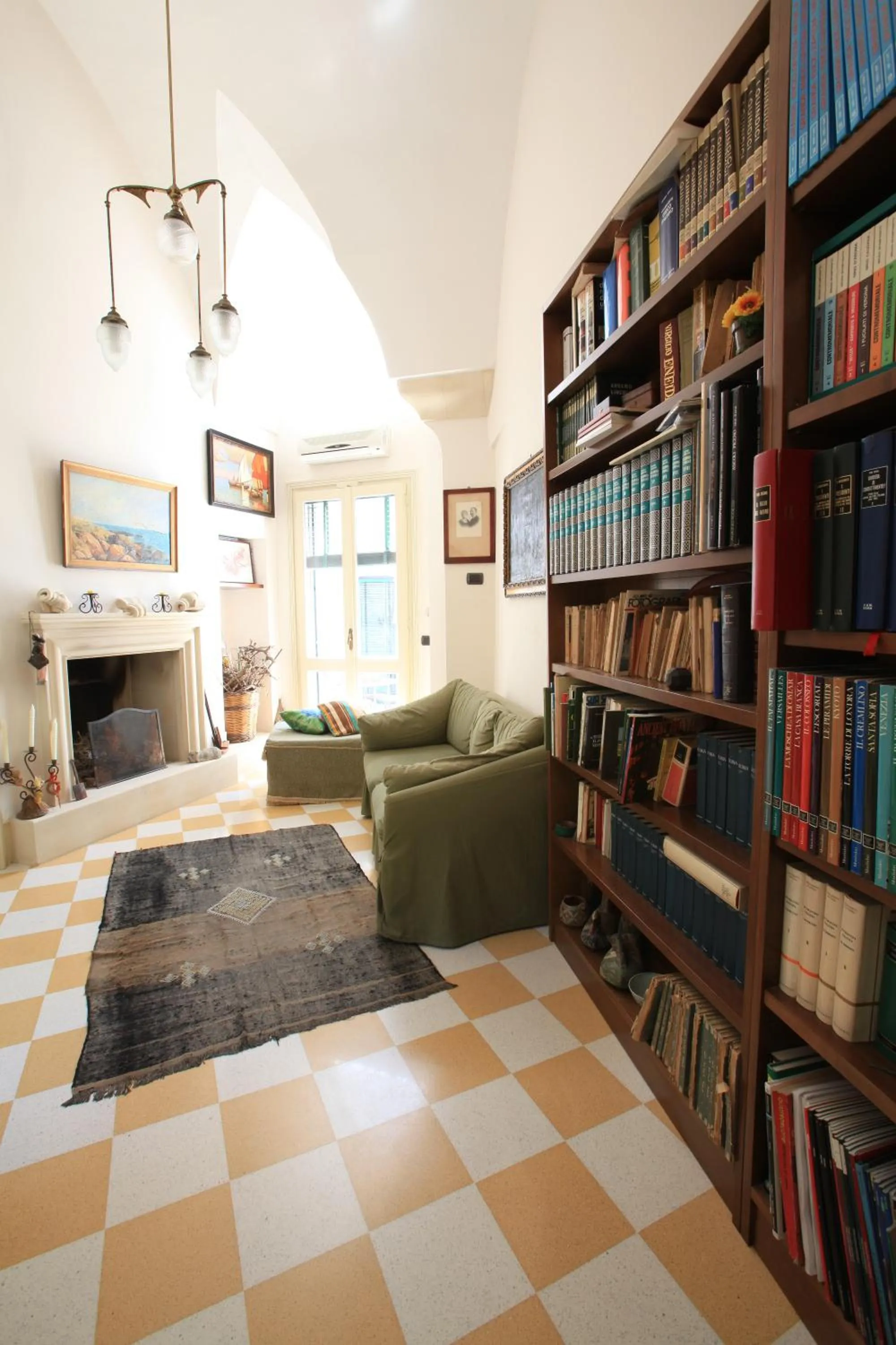 Communal lounge/ TV room in Palazzo Rollo