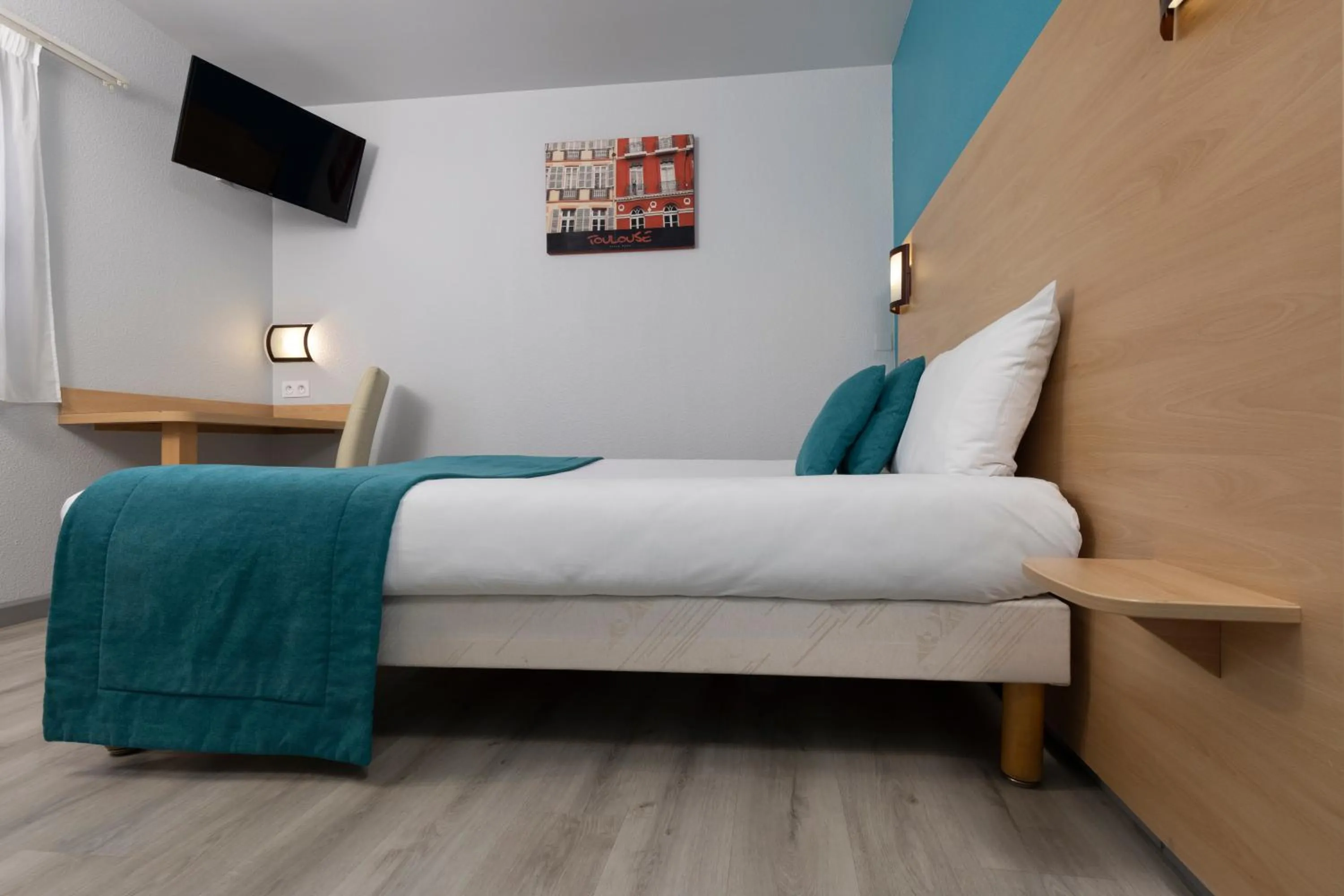 Bedroom, Bed in The Originals Access, Hôtel Innostar