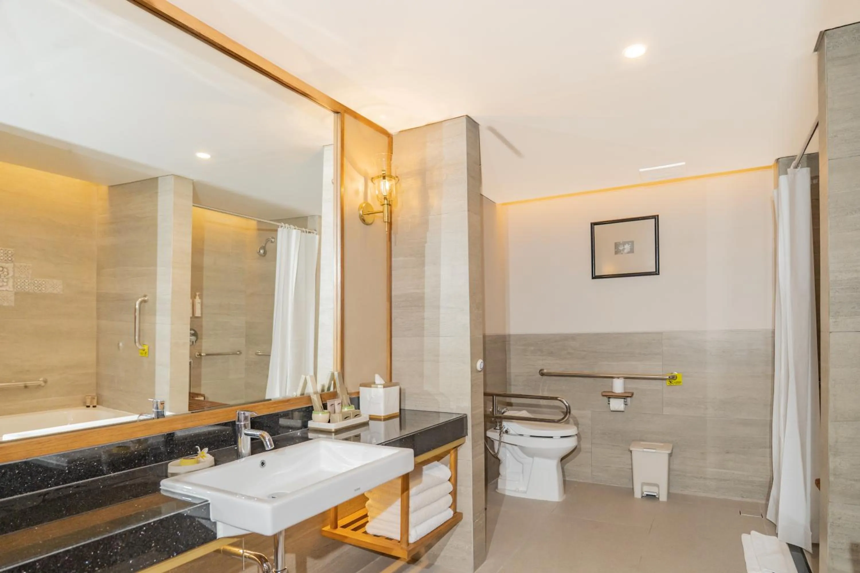 Bathroom in Grand Mirage Resort & Thalasso Bali