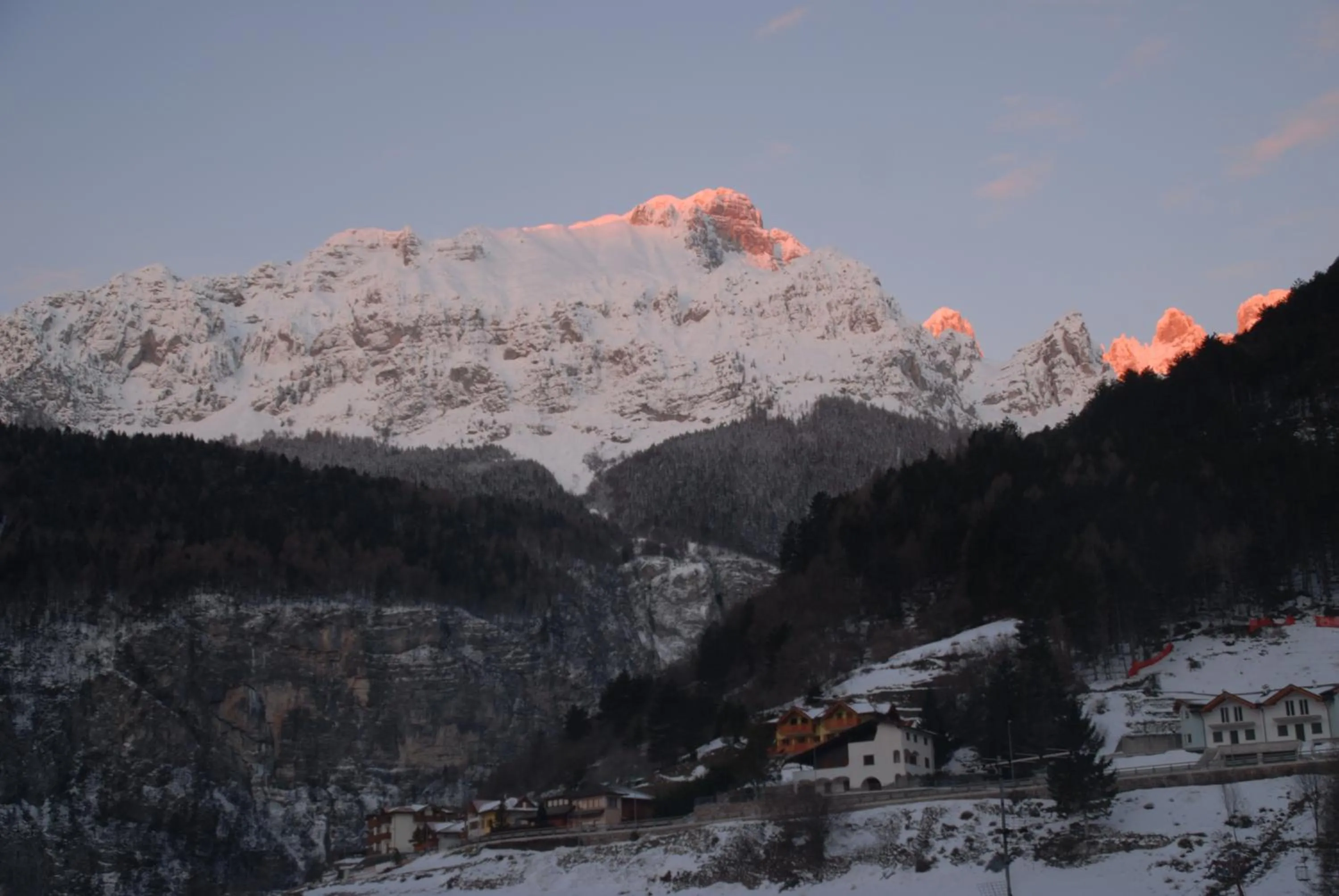 Neighbourhood in Hotel Lory - Molveno - Dolomiti