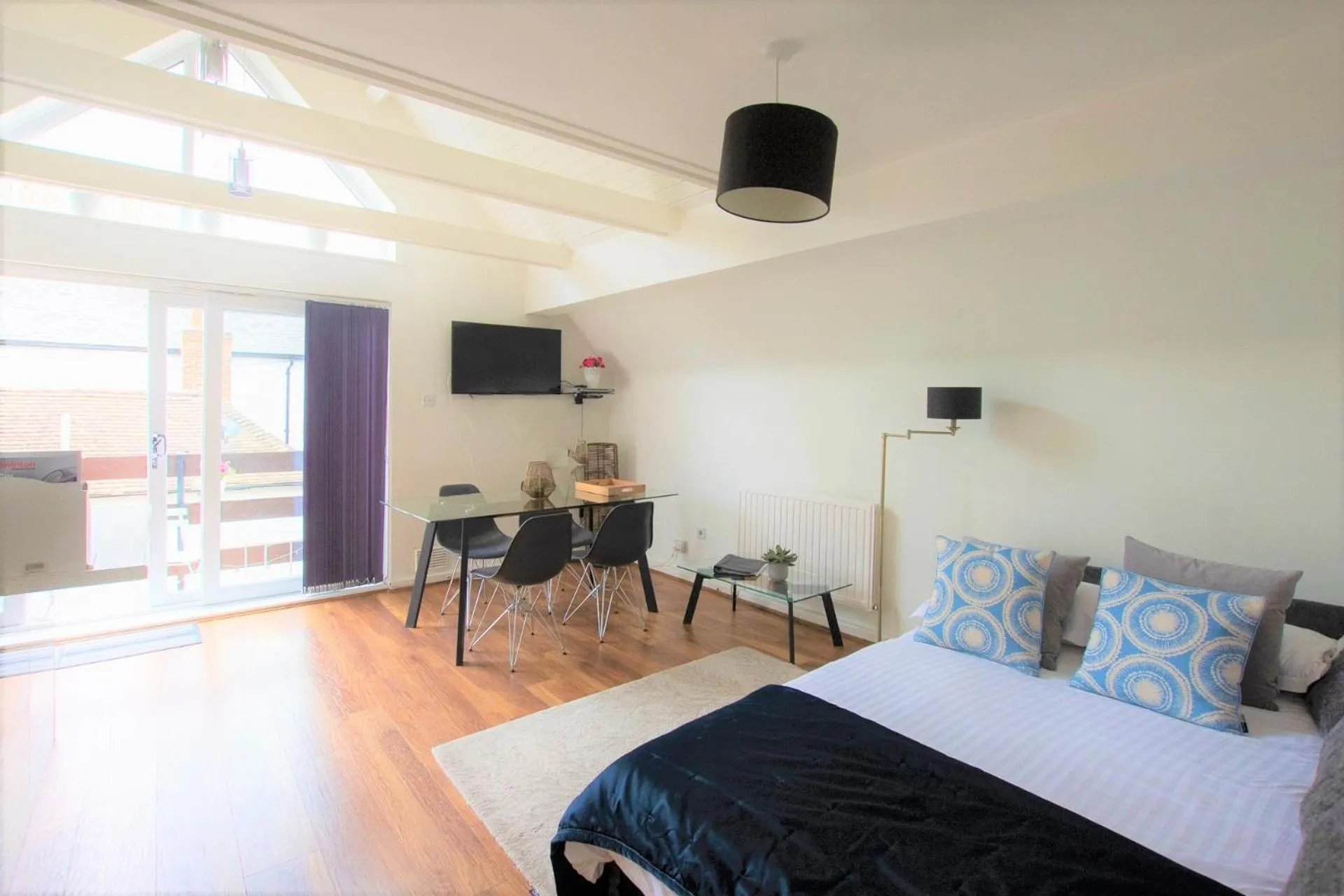 Living room, Bed in The Penthouse Canterbury - Cathedral View