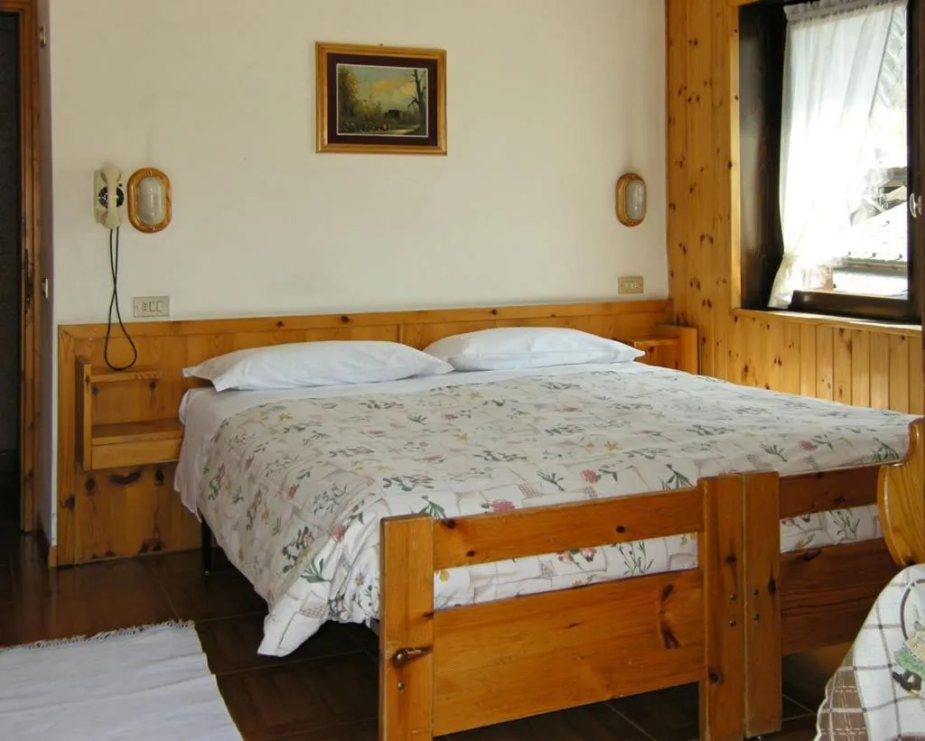 Photo of the whole room, Bed in Hotel Federia