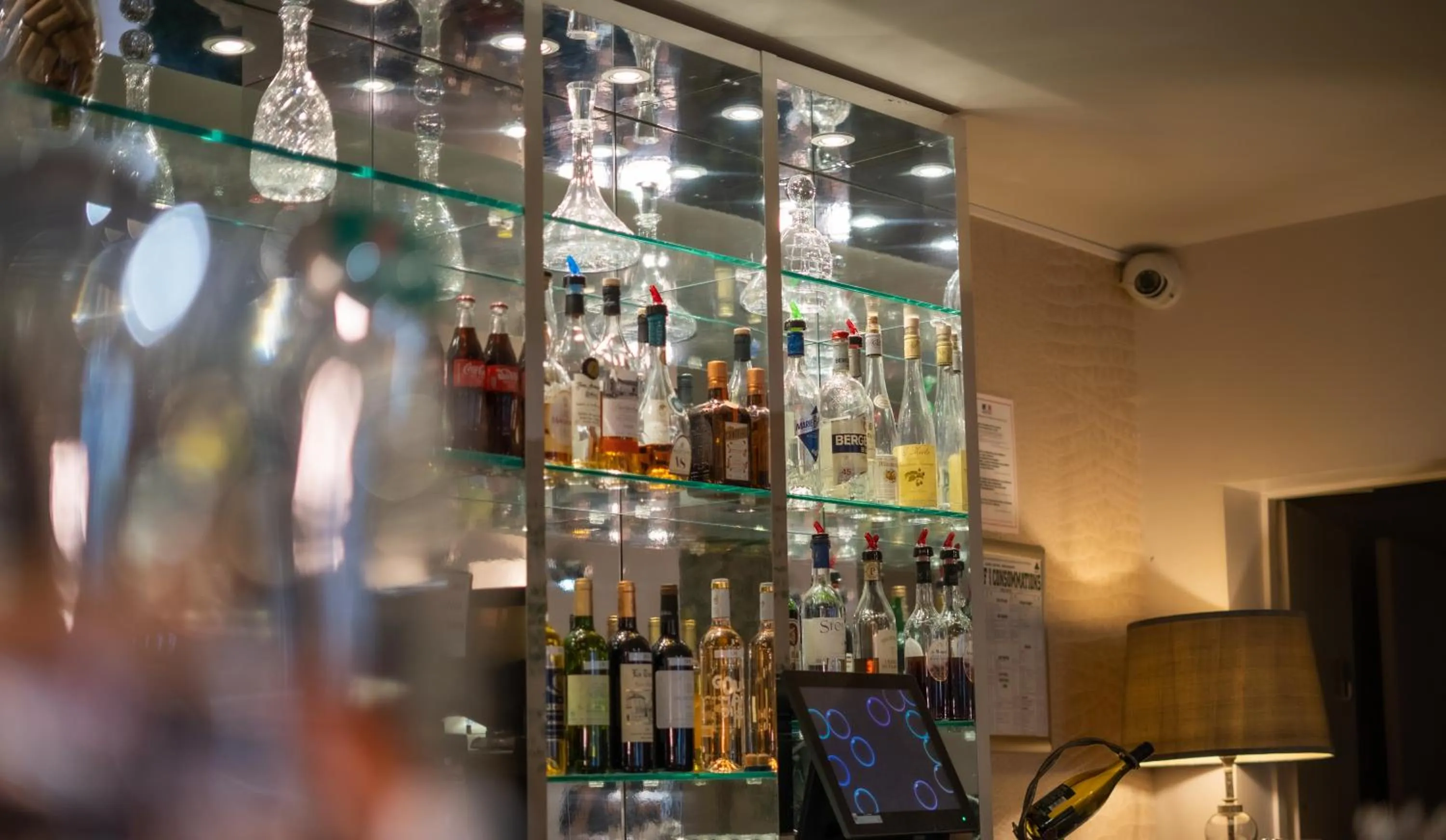 Lounge or bar in Hôtel Miramont