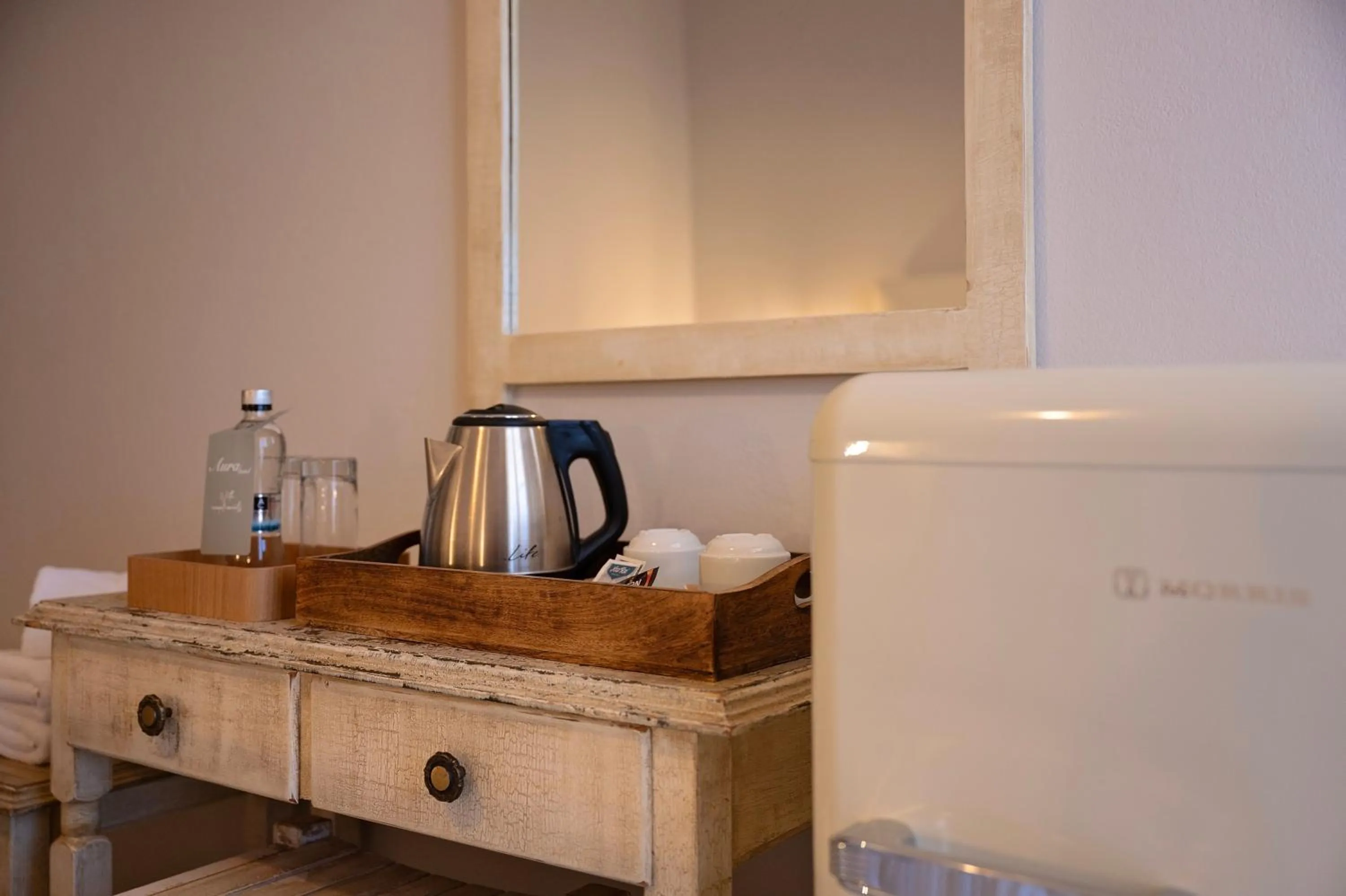 Coffee/tea facilities in Avra