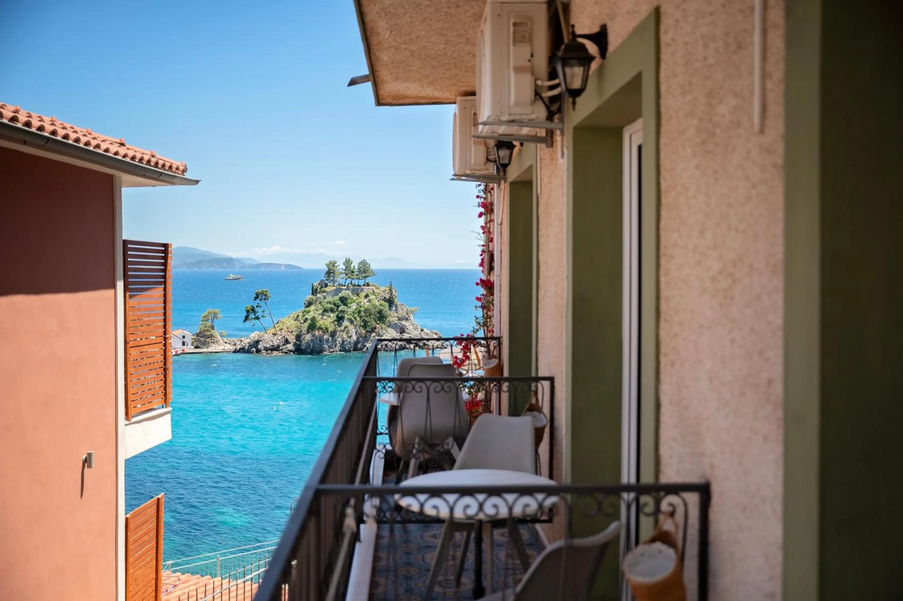 Natural landscape in Avra