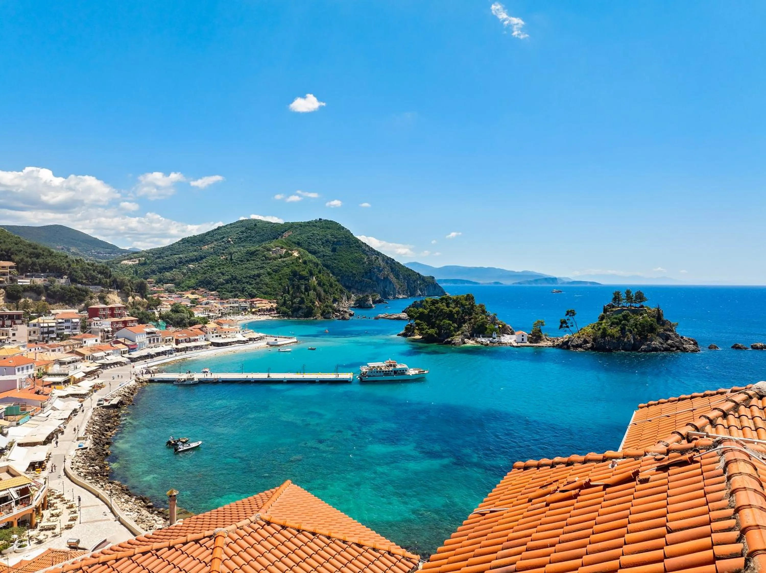 Natural landscape in Avra