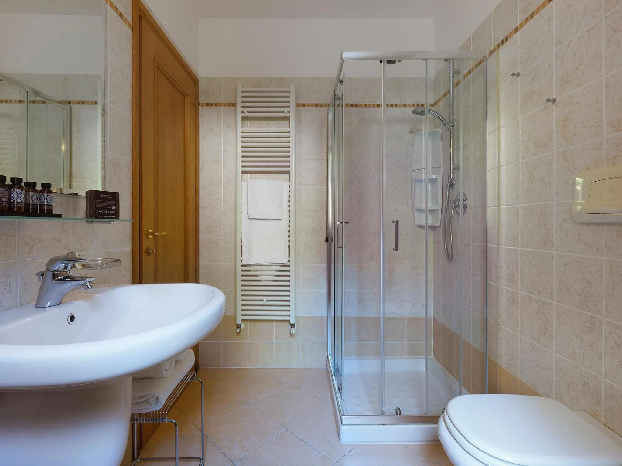 Bathroom in Residence Besass, GTSGroup