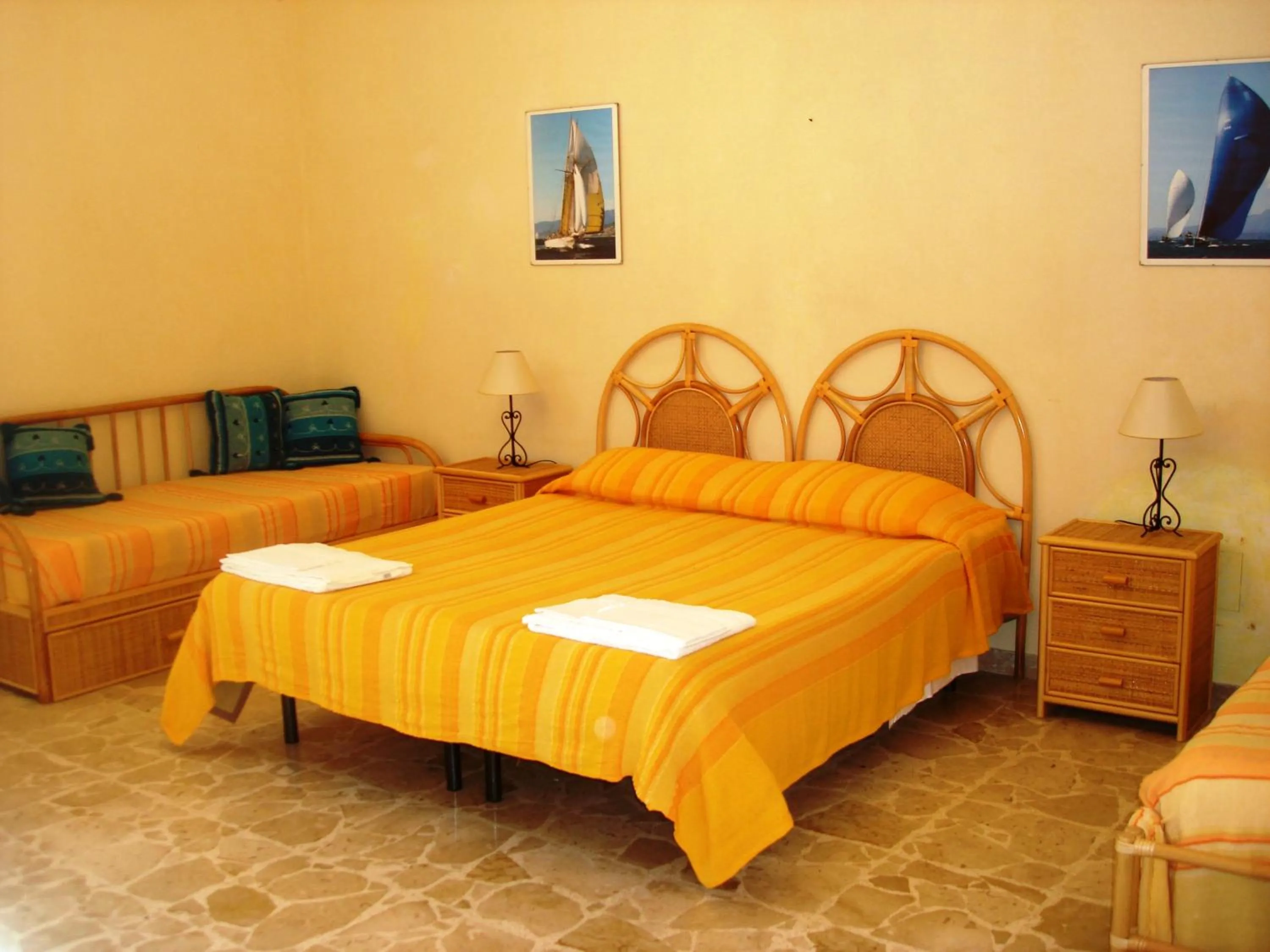 Bed in Case Vacanze Arcobaleno
