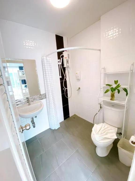 Khaolak Mind Home Hostel