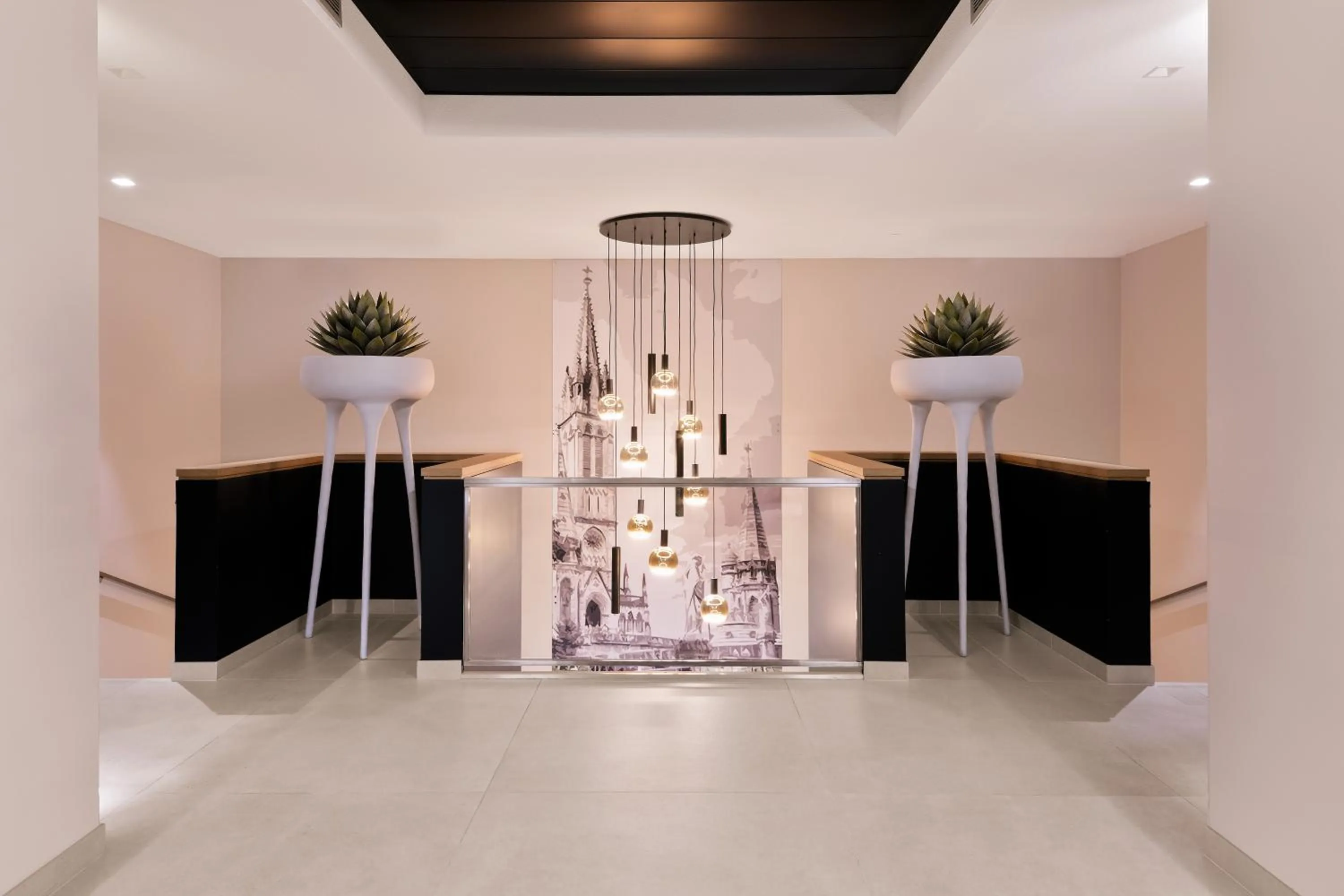 Restaurant/places to eat in Hôtel Eliseo