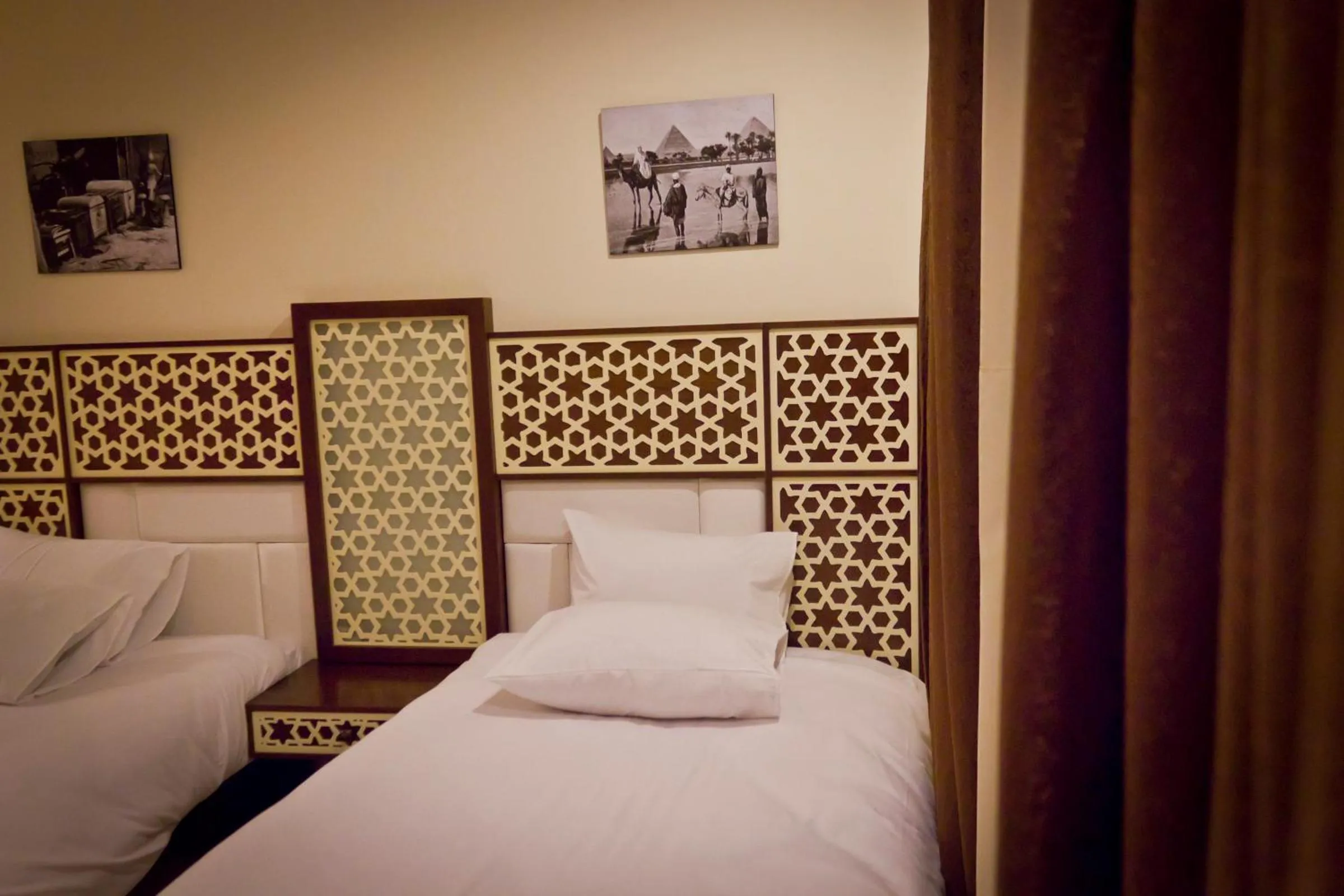 Bed in Pyramids Valley Boutique Hotel