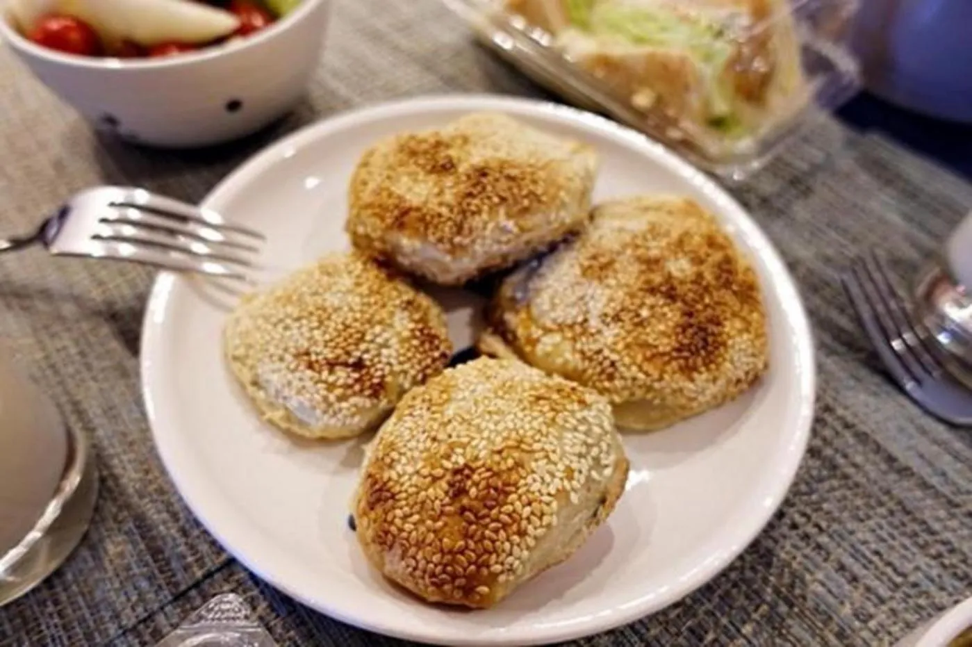 Breakfast in The Sunbeam Hideaway B&B