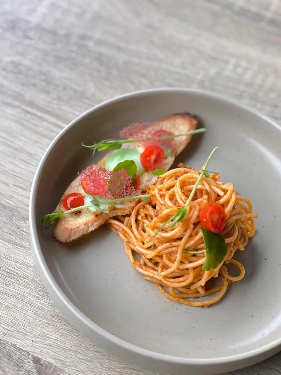 Front One Hotel Airport Solo