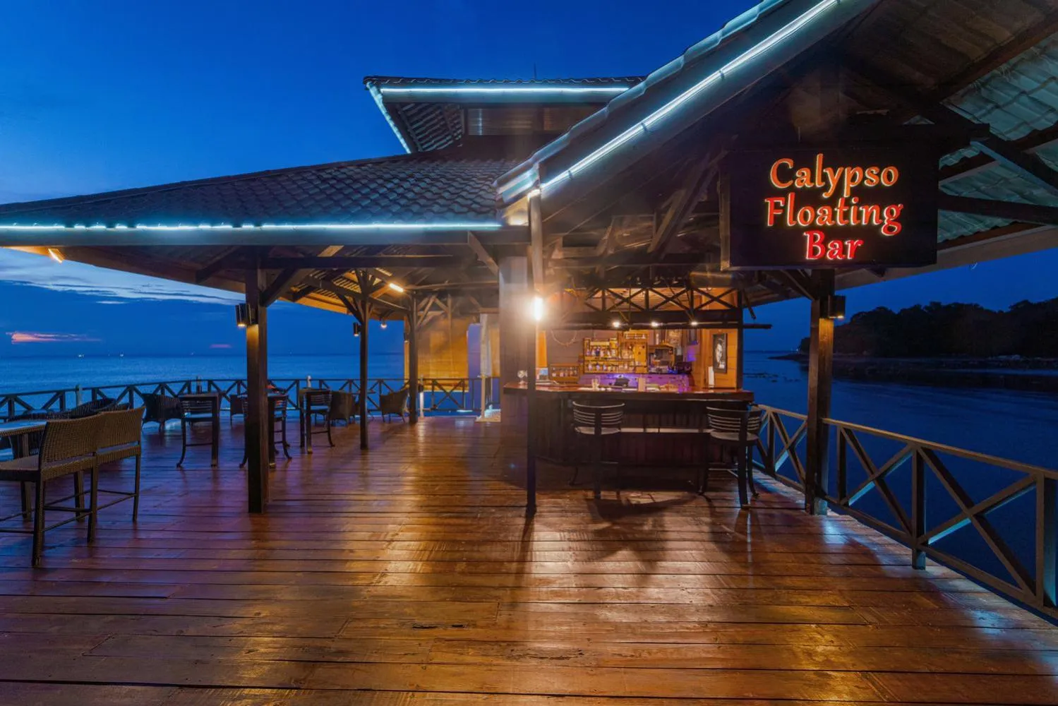 Lounge or bar in Mayang Sari Beach Resort