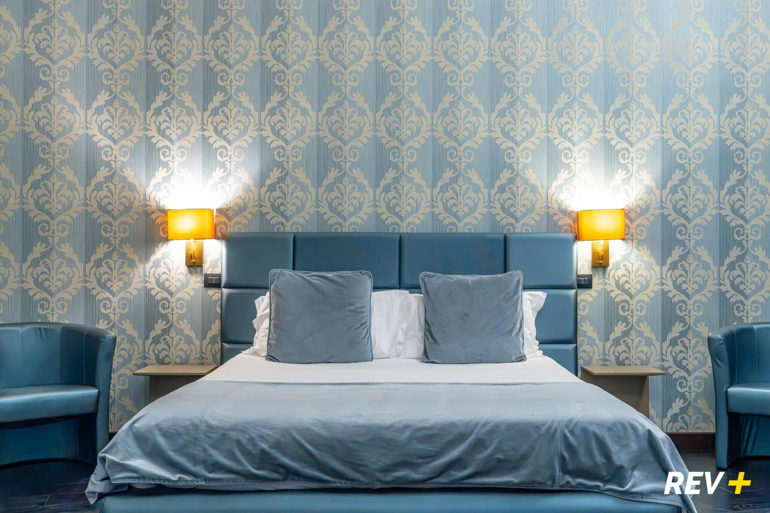 Photo of the whole room, Bed in Via Veneto Suites