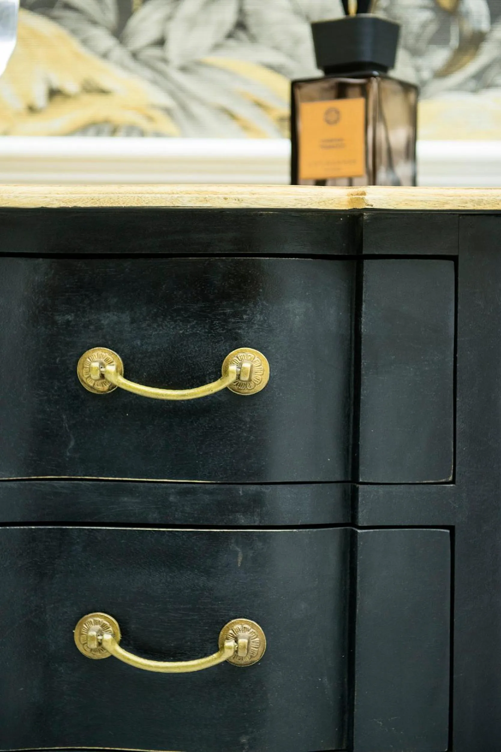 Decorative detail in Via Veneto Suites