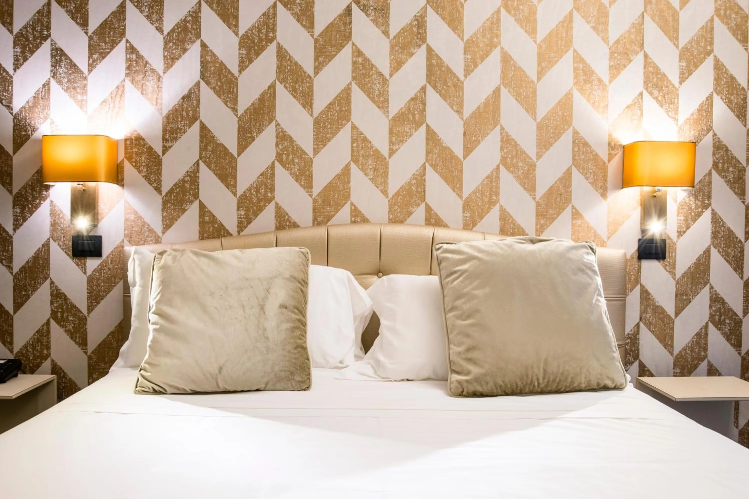 Bedroom, Bed in Via Veneto Suites