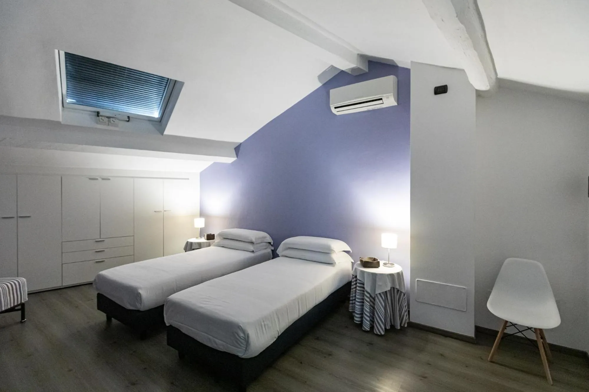 Bedroom, Bed in Stresa Residence