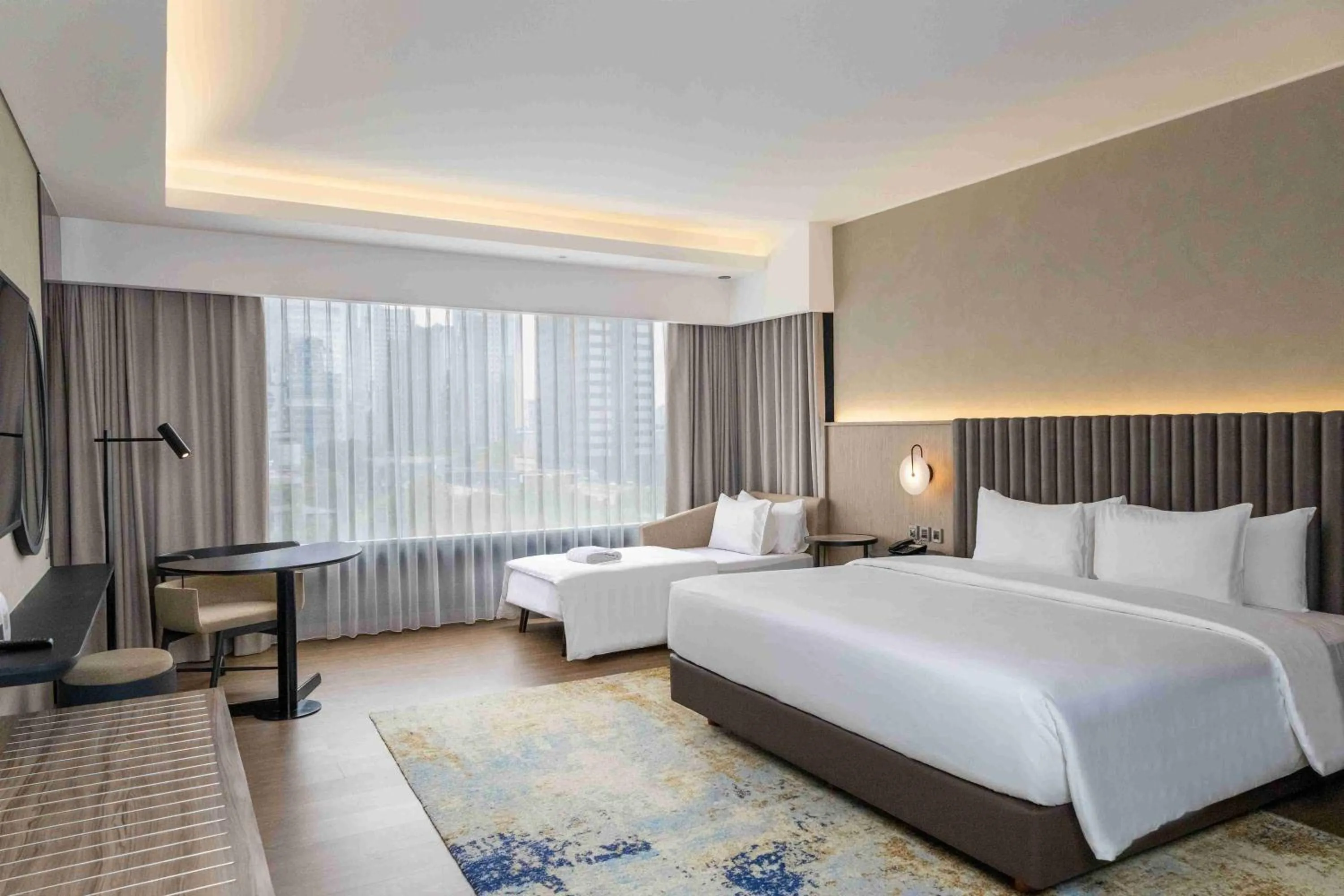 Bedroom, Bed in Mangkuluhur ARTOTEL SUITES