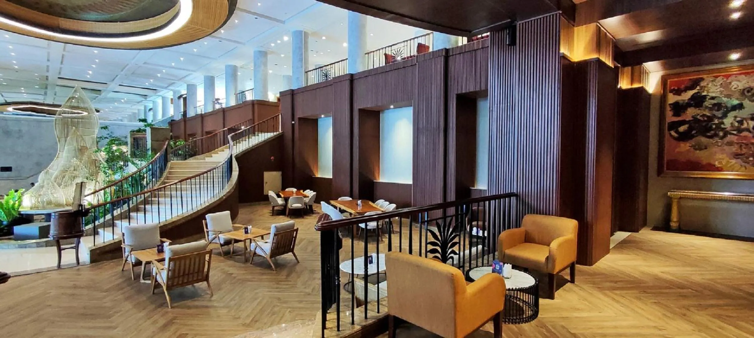 Lounge or bar in Mangkuluhur ARTOTEL SUITES