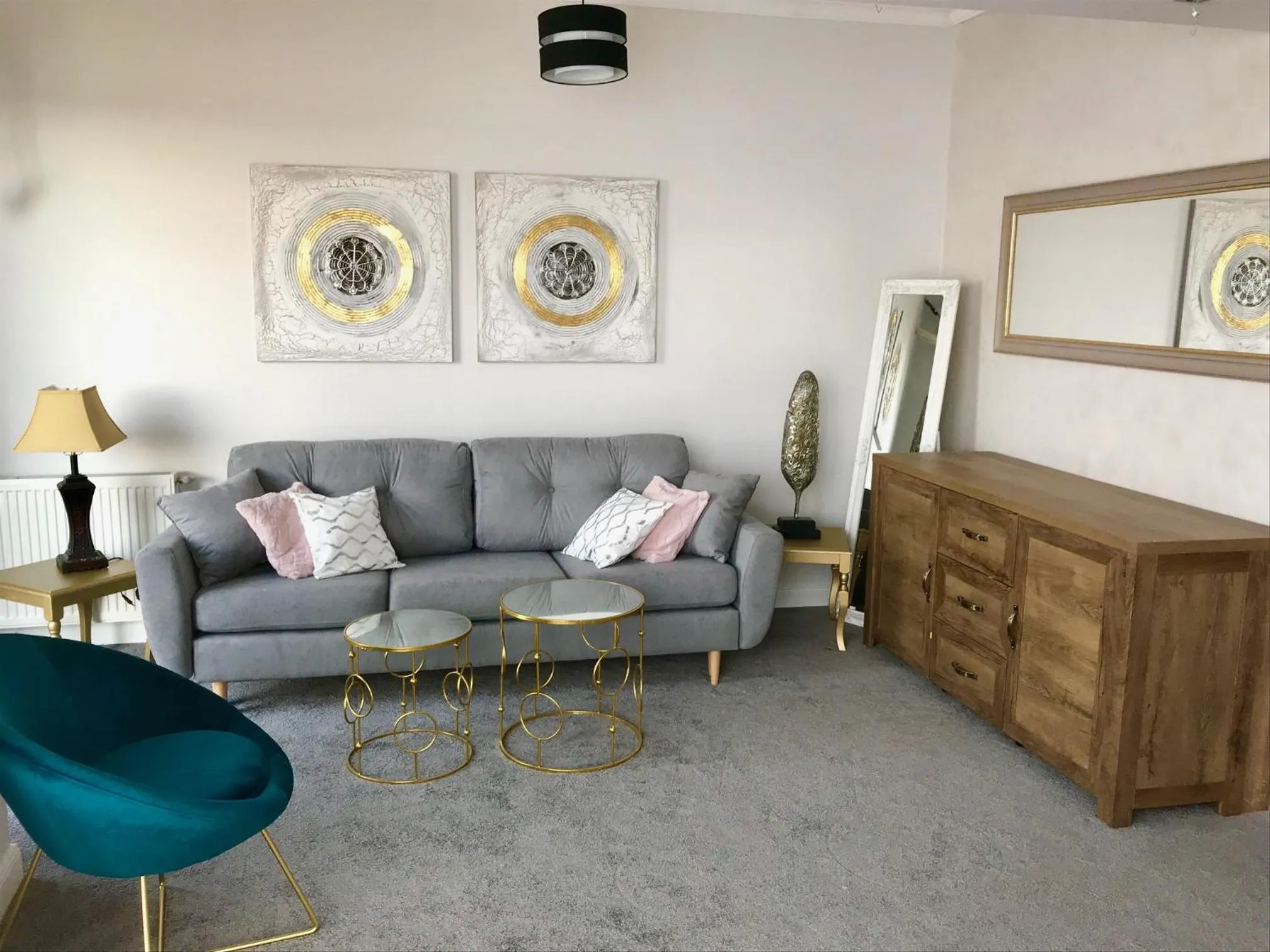 Photo of the whole room in Brater Luxury