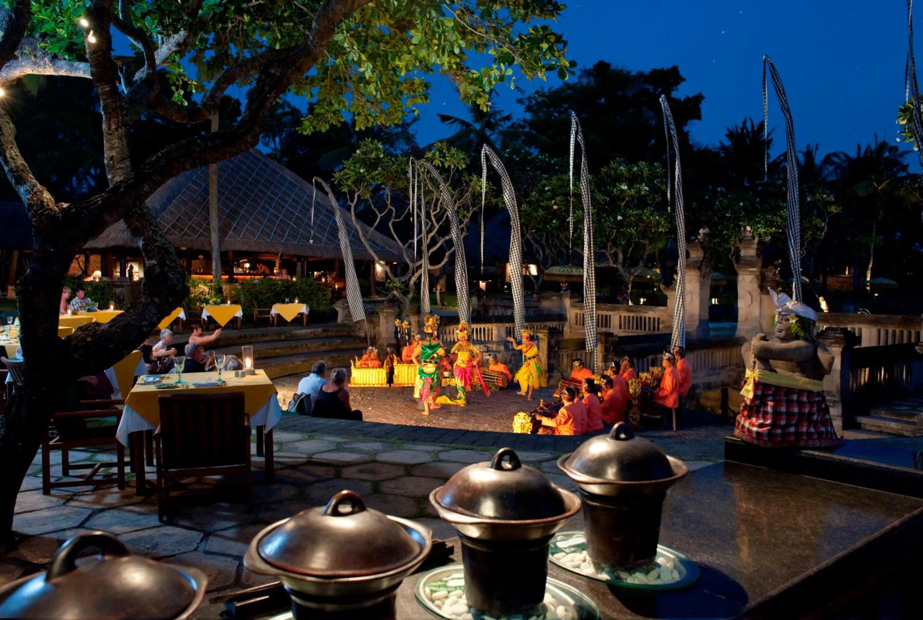 Restaurant/places to eat in The Oberoi Beach Resort, Bali