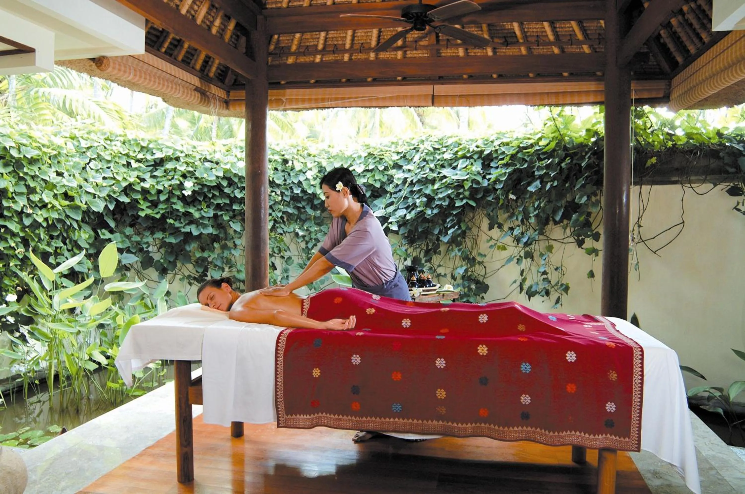Massage in The Oberoi Beach Resort, Lombok