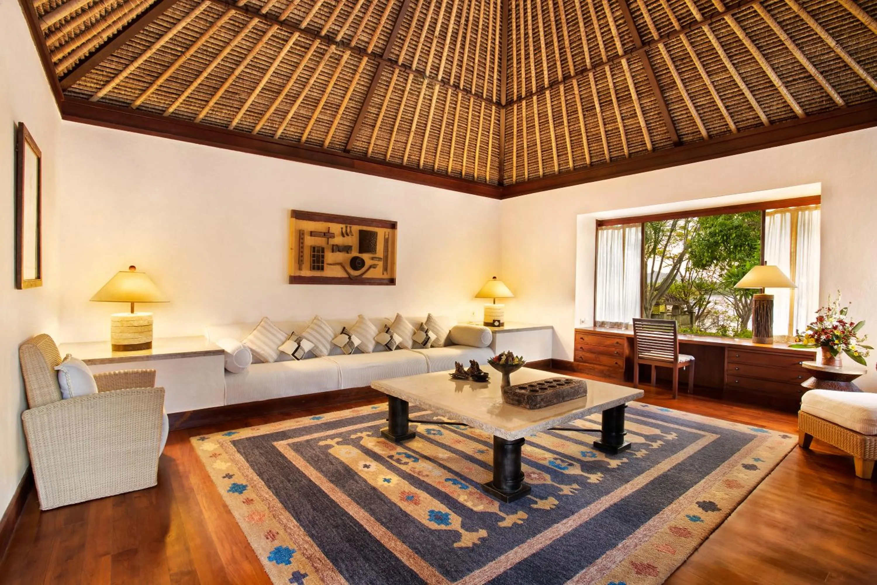 TV and multimedia in The Oberoi Beach Resort, Lombok