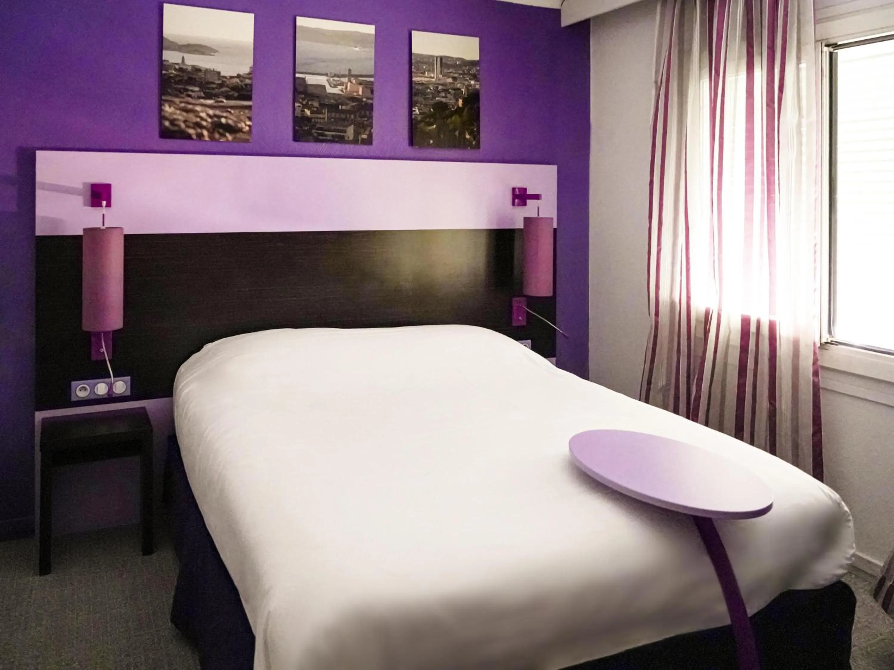 Standard Double Room in ibis Styles Marseille Centre Prado Place Castellane