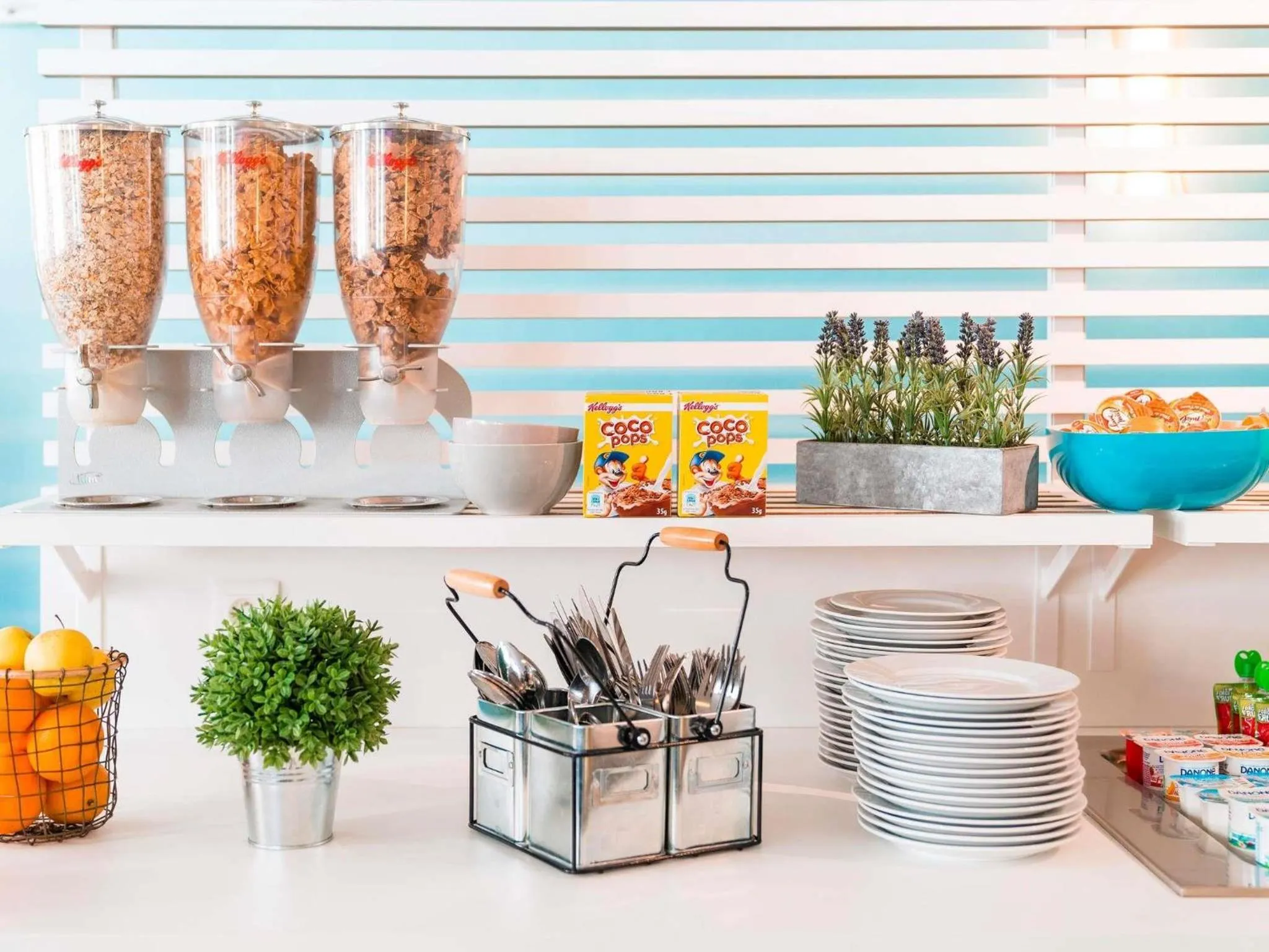 Breakfast in ibis Styles Marseille Centre Prado Place Castellane