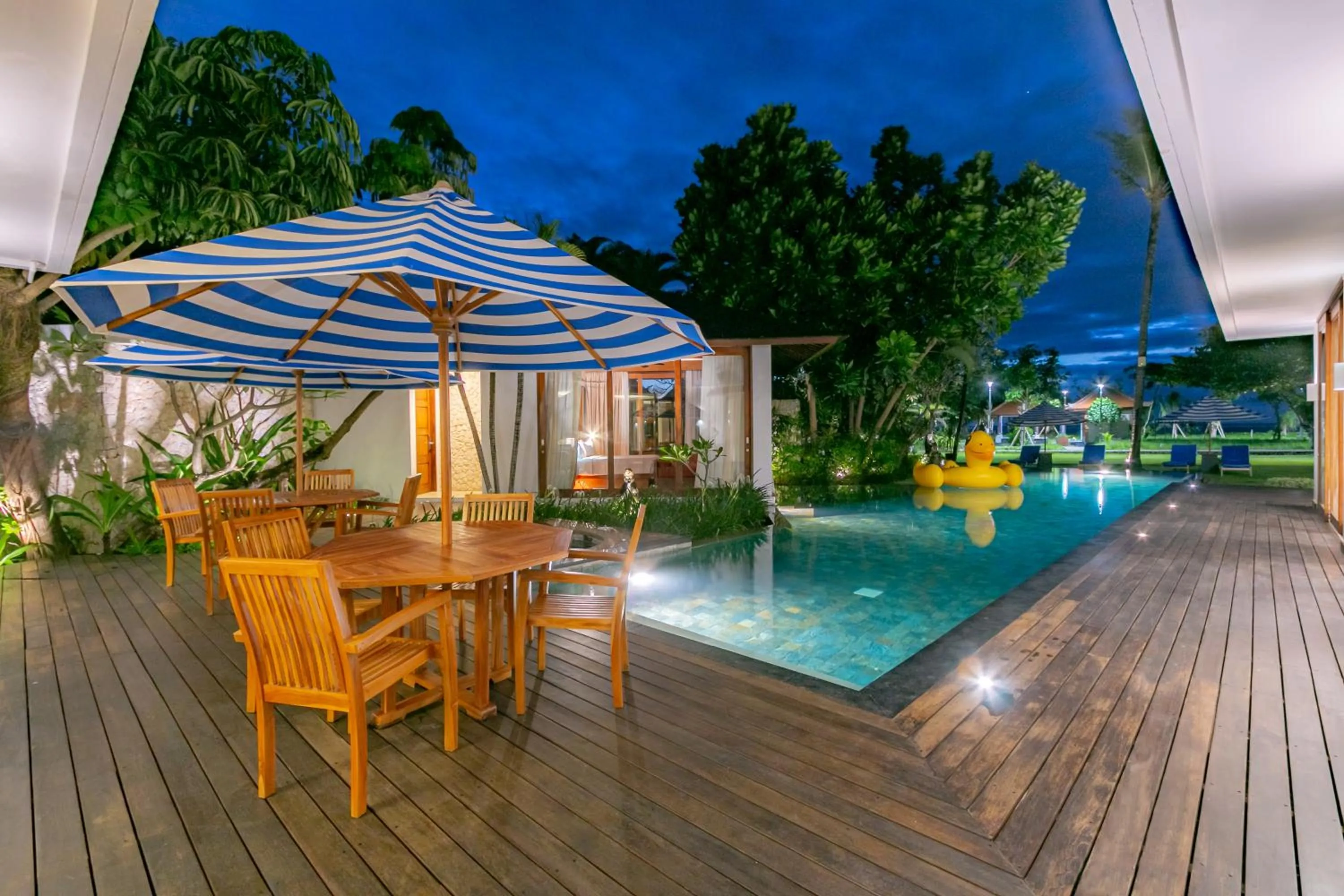 Patio in Holiday Inn Resort Baruna Bali by IHG