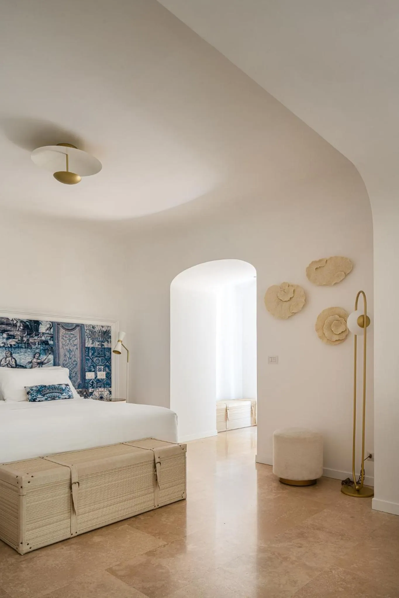 Living room, Bed in La Residenza Capri