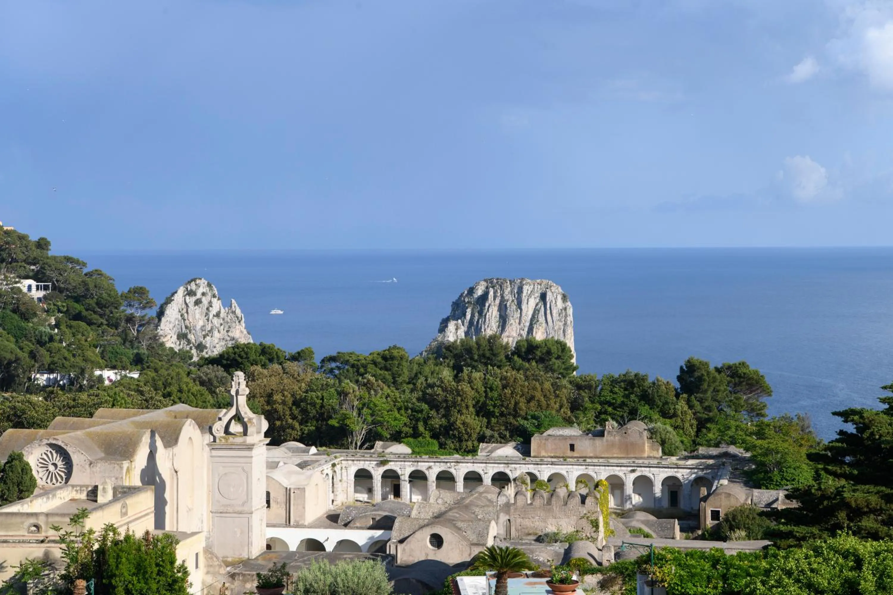 Nearby landmark in La Residenza Capri