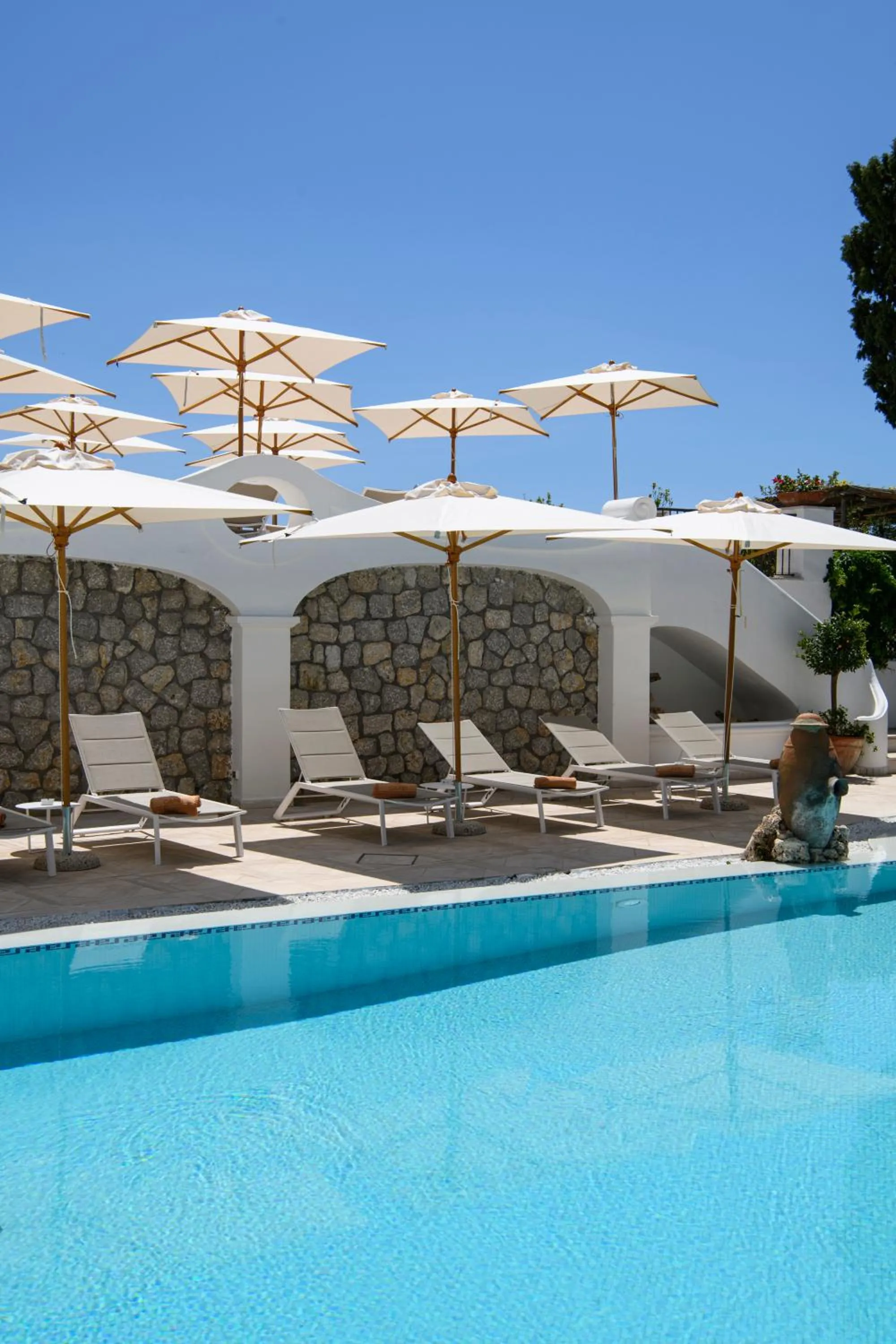 Swimming pool in La Residenza Capri