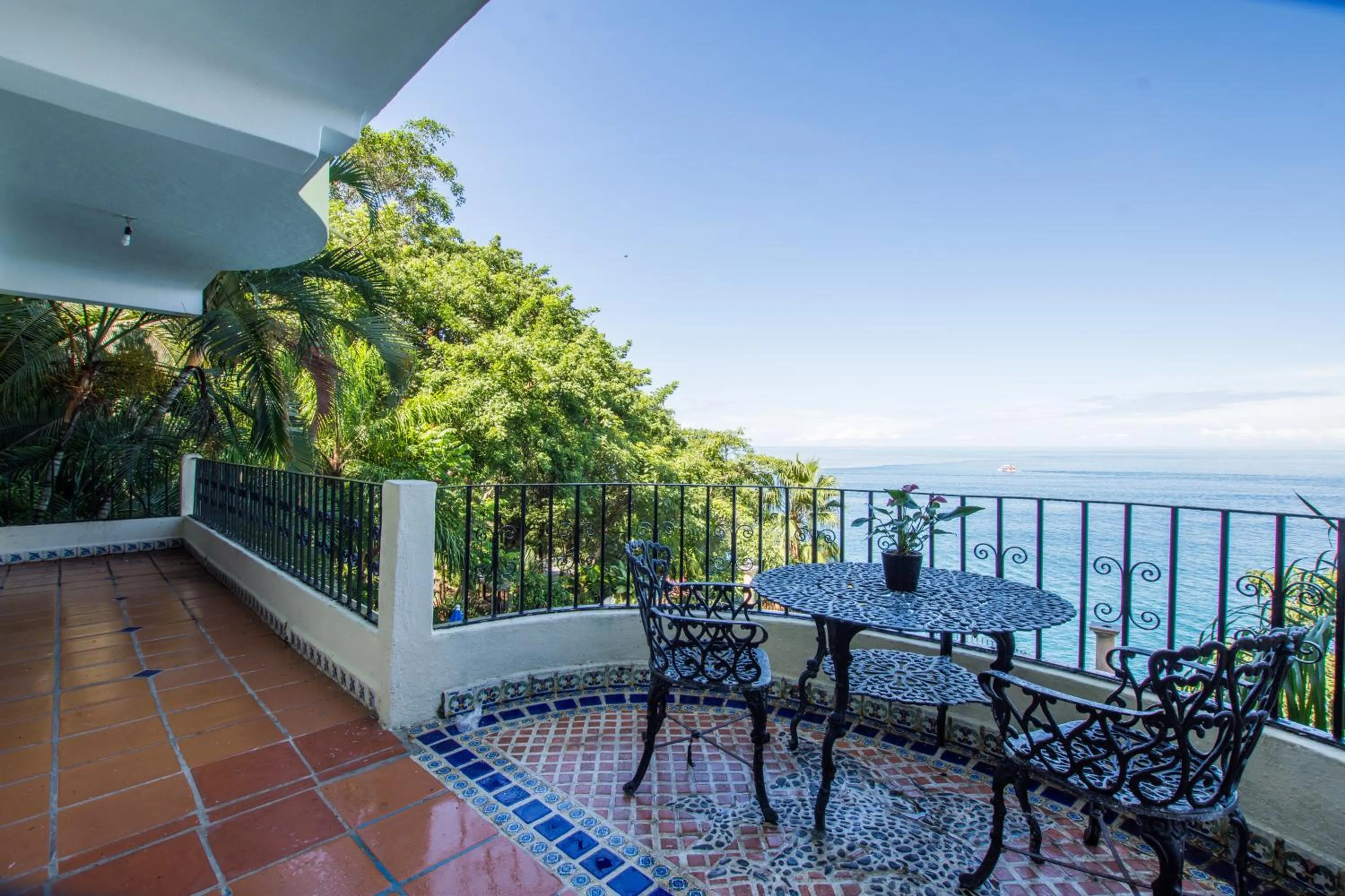 Balcony/Terrace in Mar Sereno Hotel & Suites