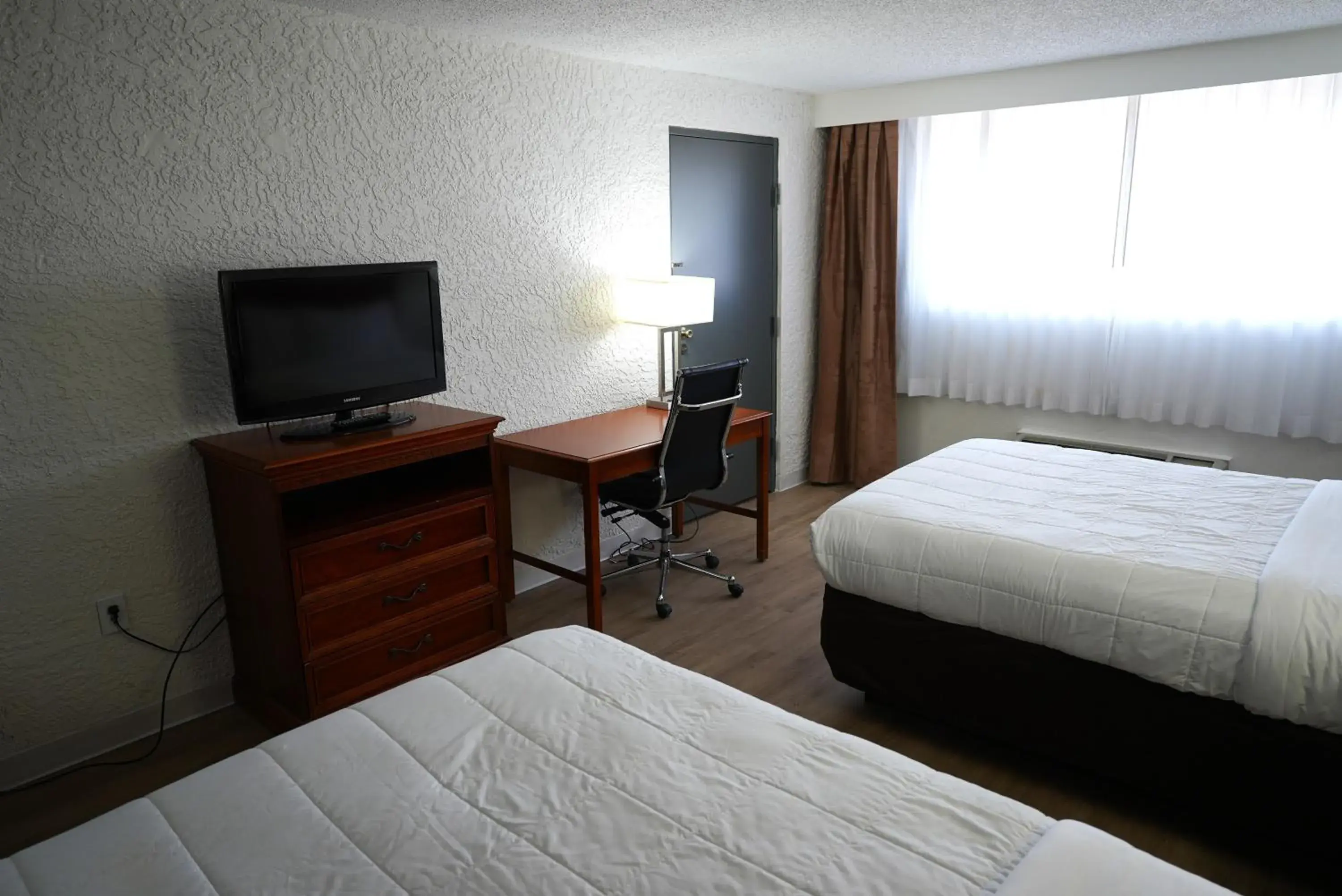 Double Room with Two Double Beds Upgrade - Accessible/Non-Smoking in Clarion Hotel Broken Arrow - Tulsa Double Room with Two Double Beds Upgrade - Accessible/Non-Smoking in Clarion Hotel Broken Arrow - Tulsa
