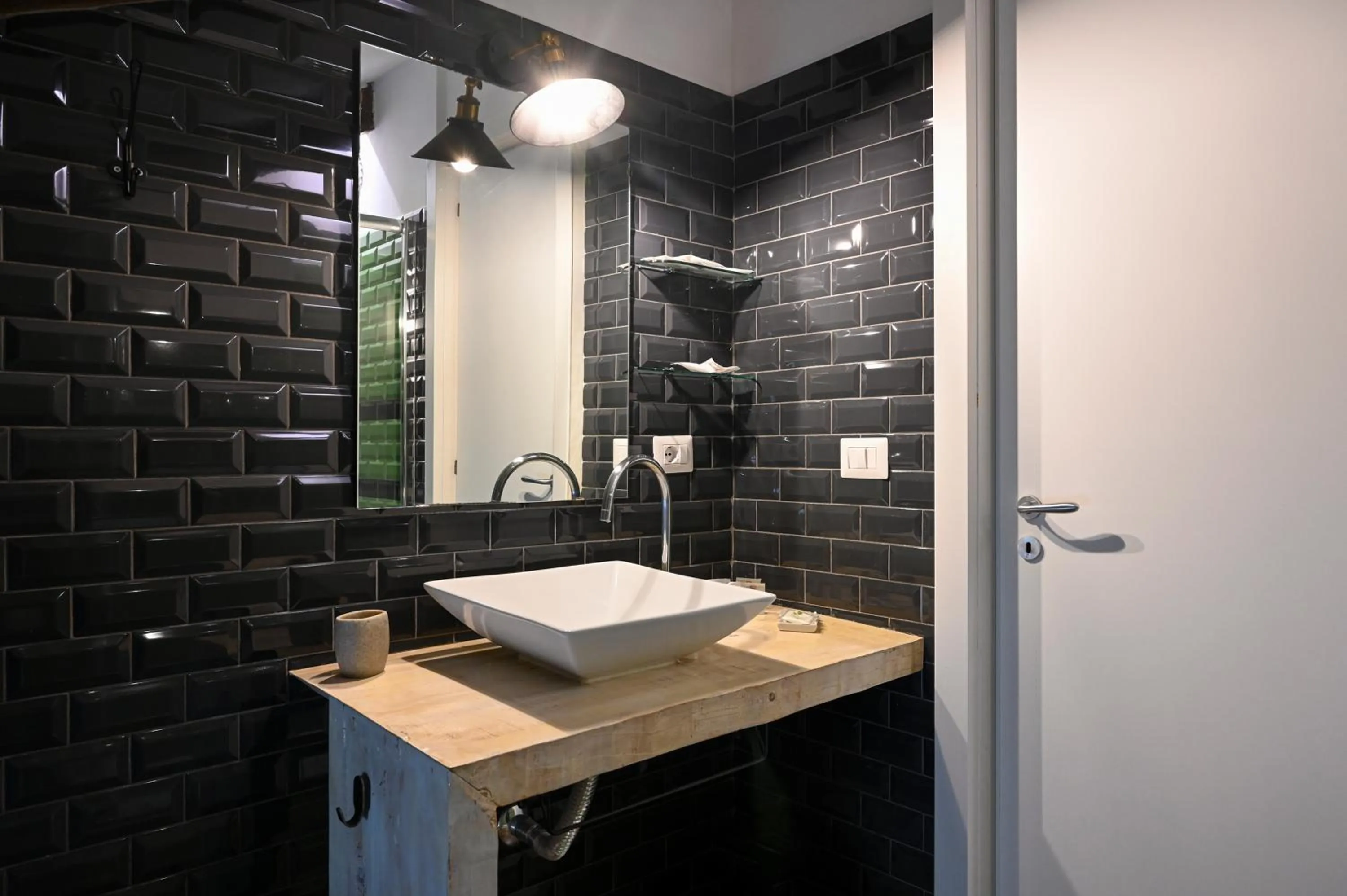 Bathroom in Palazzo della Loggia B&B