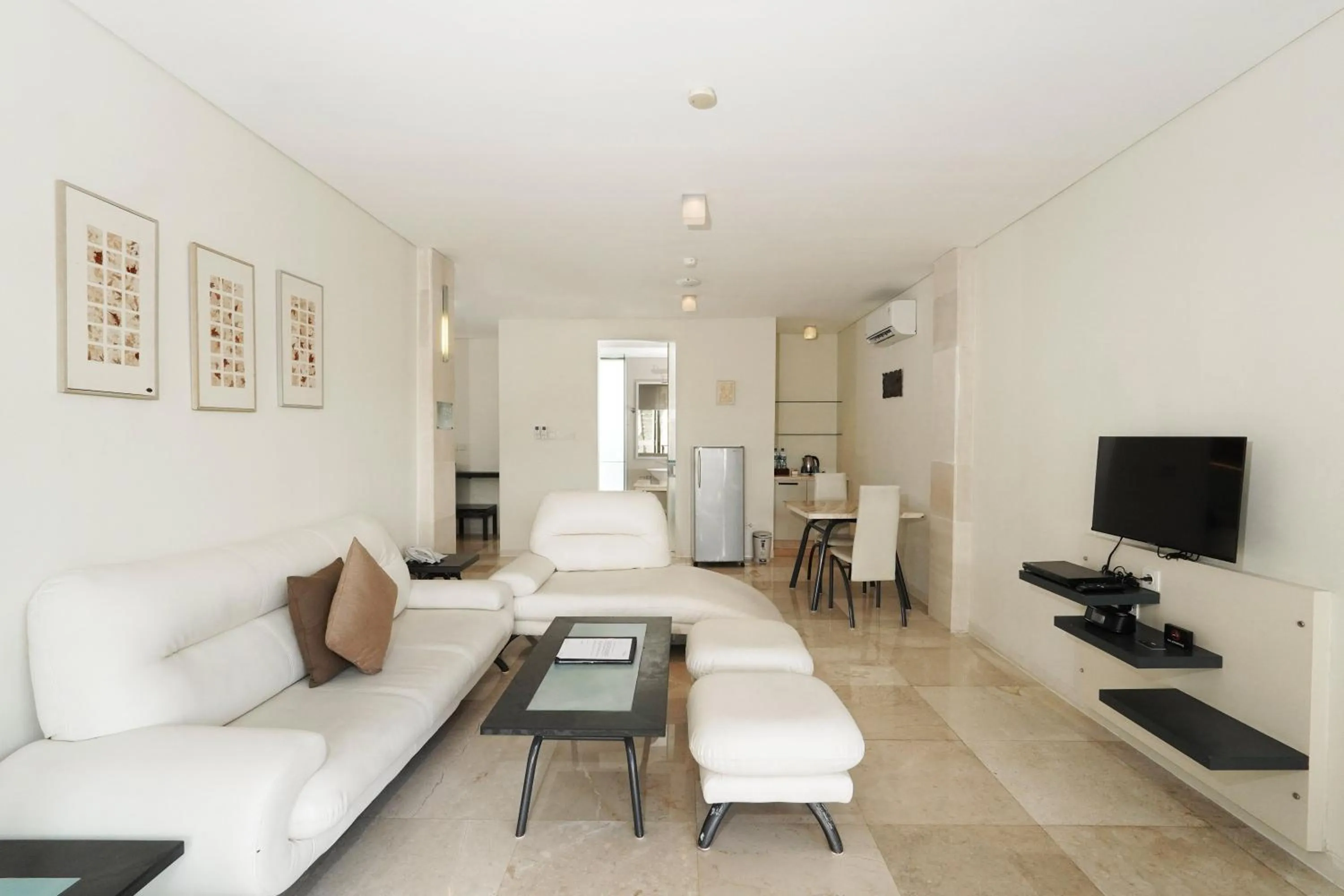 Seating area in FuramaXclusive Ocean Beach Seminyak Bali