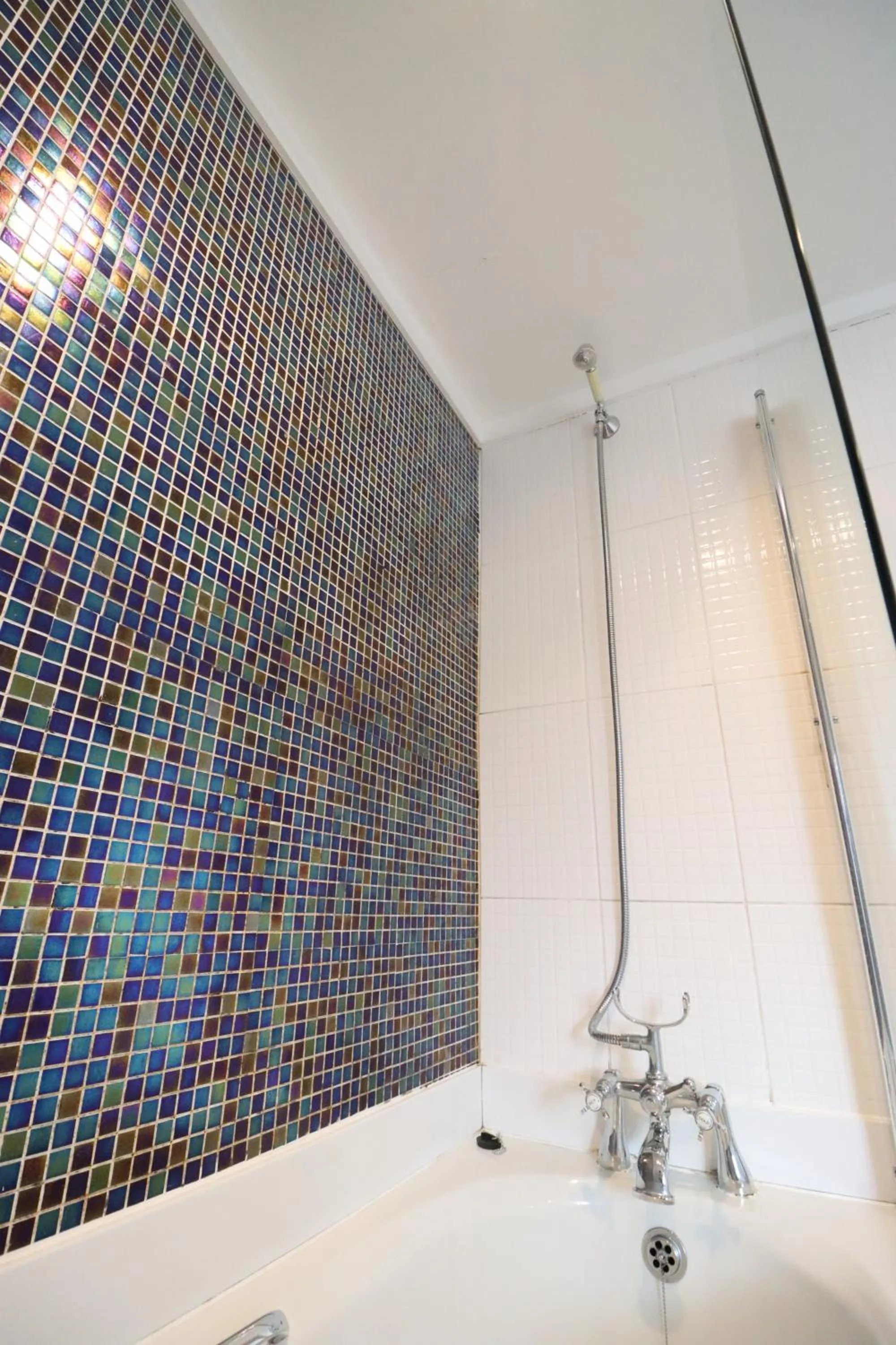 Shower in The Castle Hotel