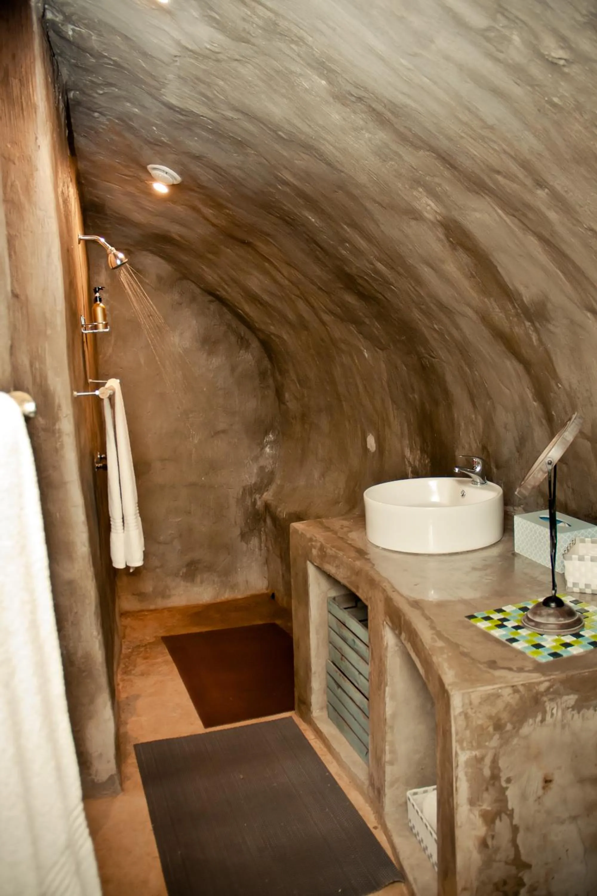 Shower in Addo Dung Beetle Guest Farm