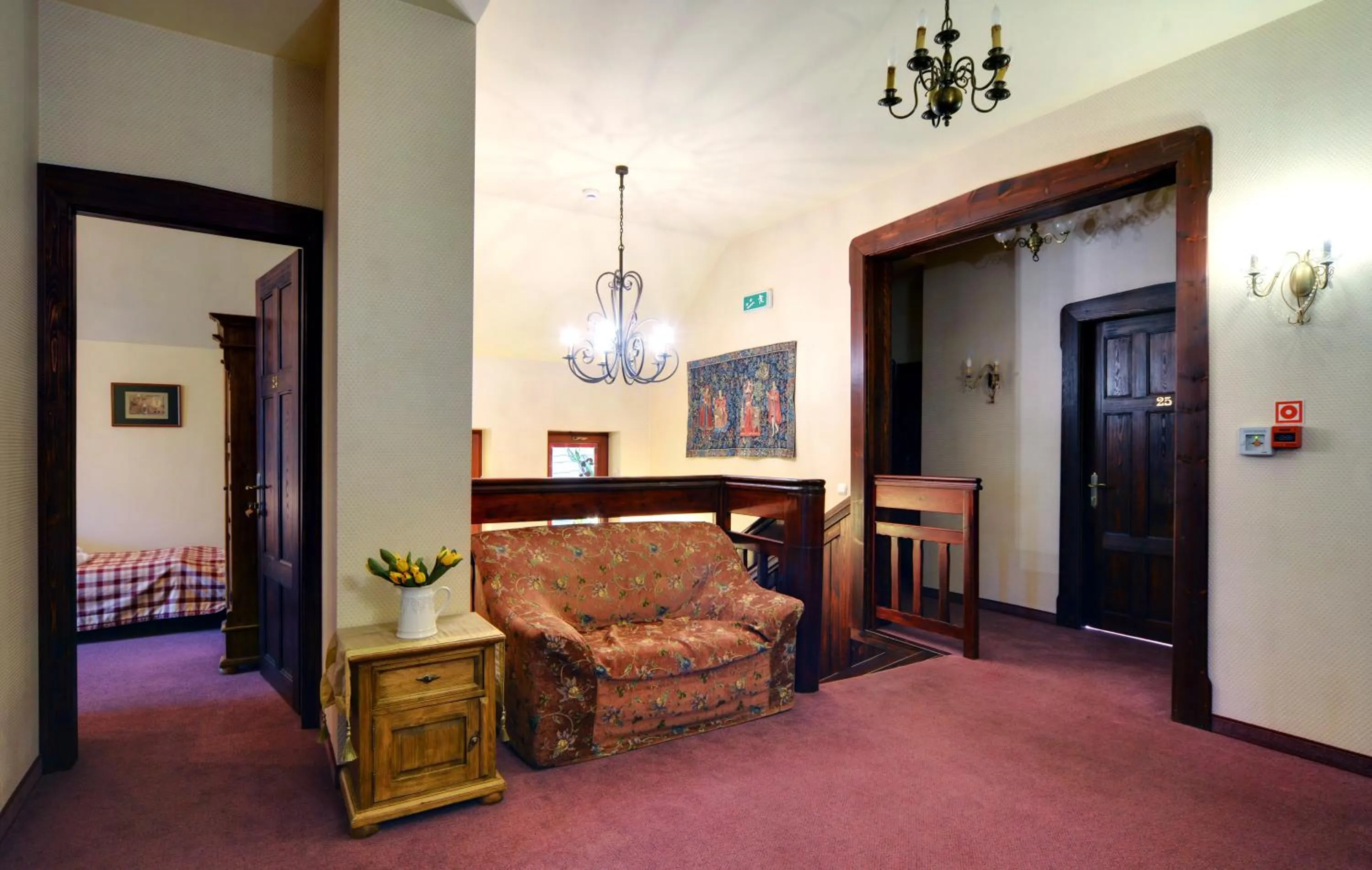 Seating area in Hotel Magnes
