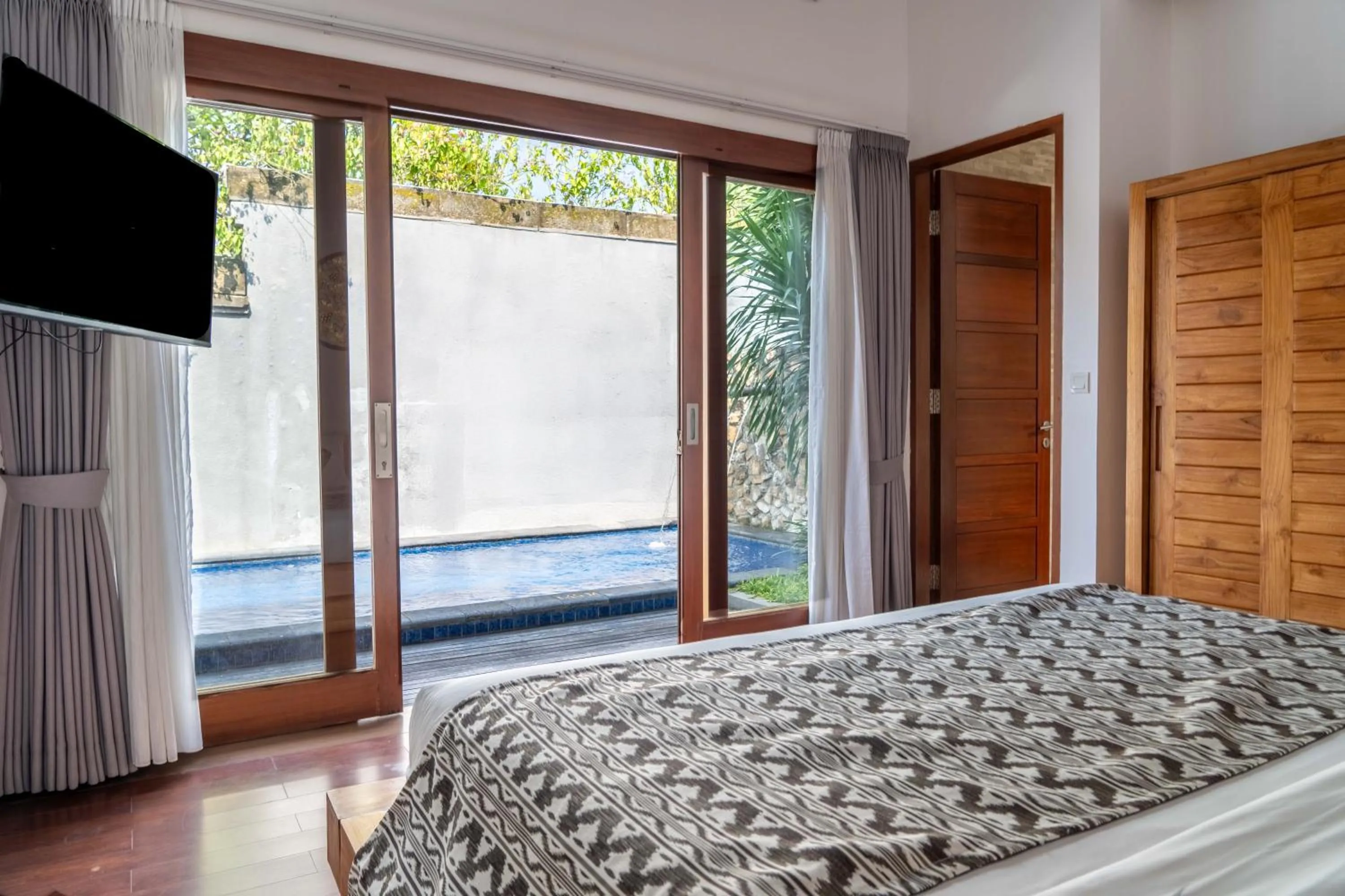Bed in Bali Nyuh Gading Villas