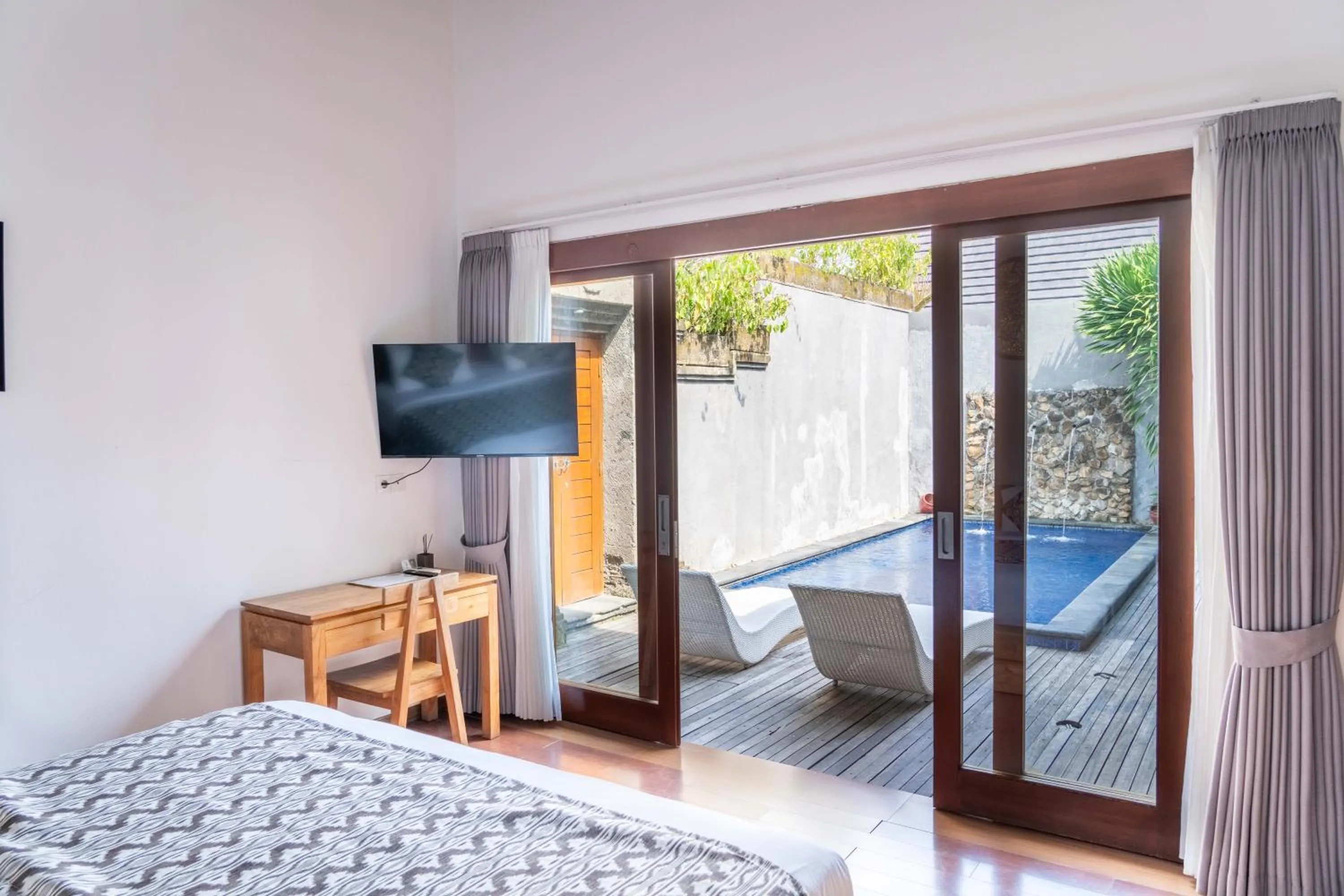 Bed in Bali Nyuh Gading Villas