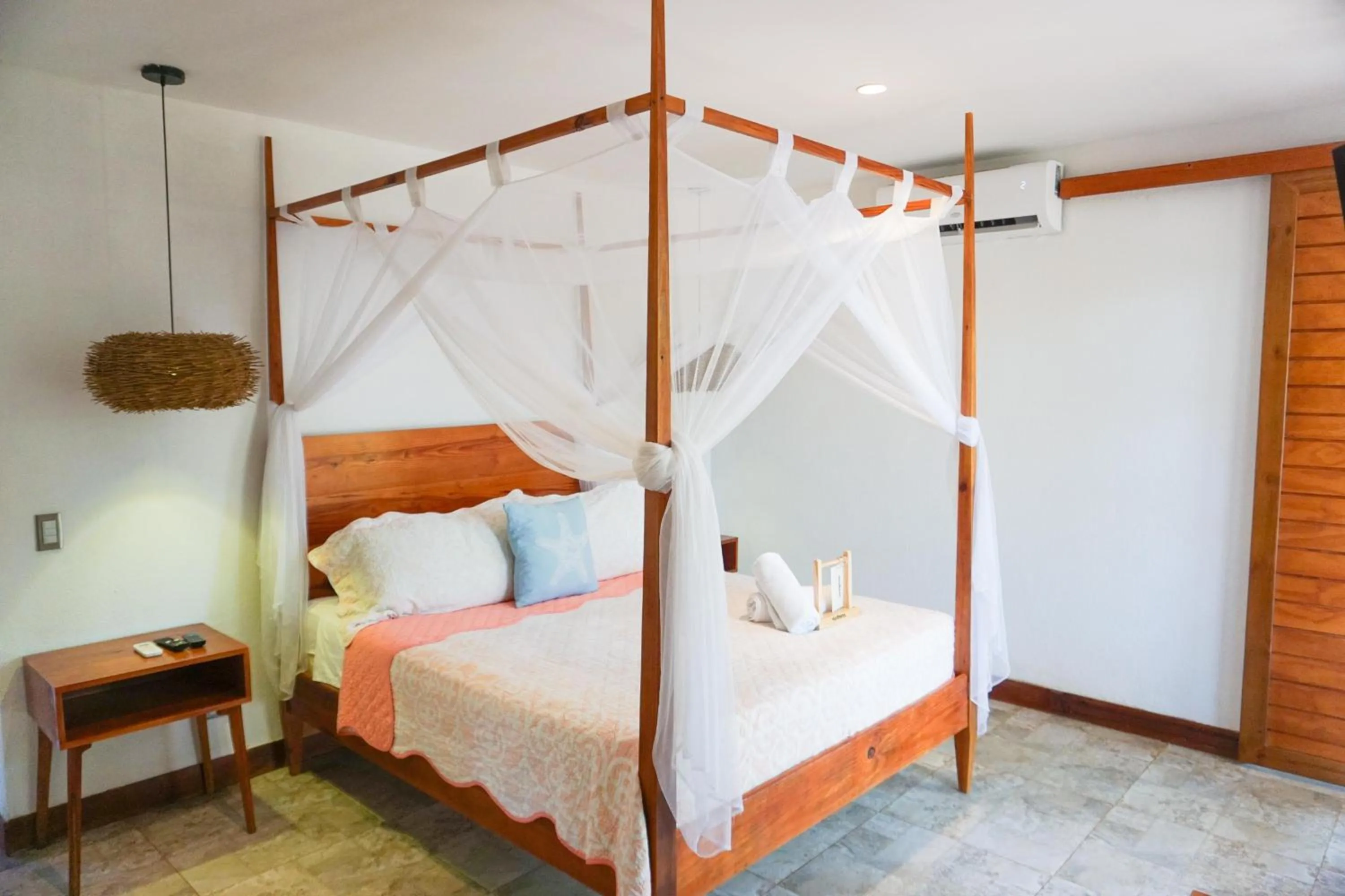 Bed in Miraflores Boutique Hotel Adults Only