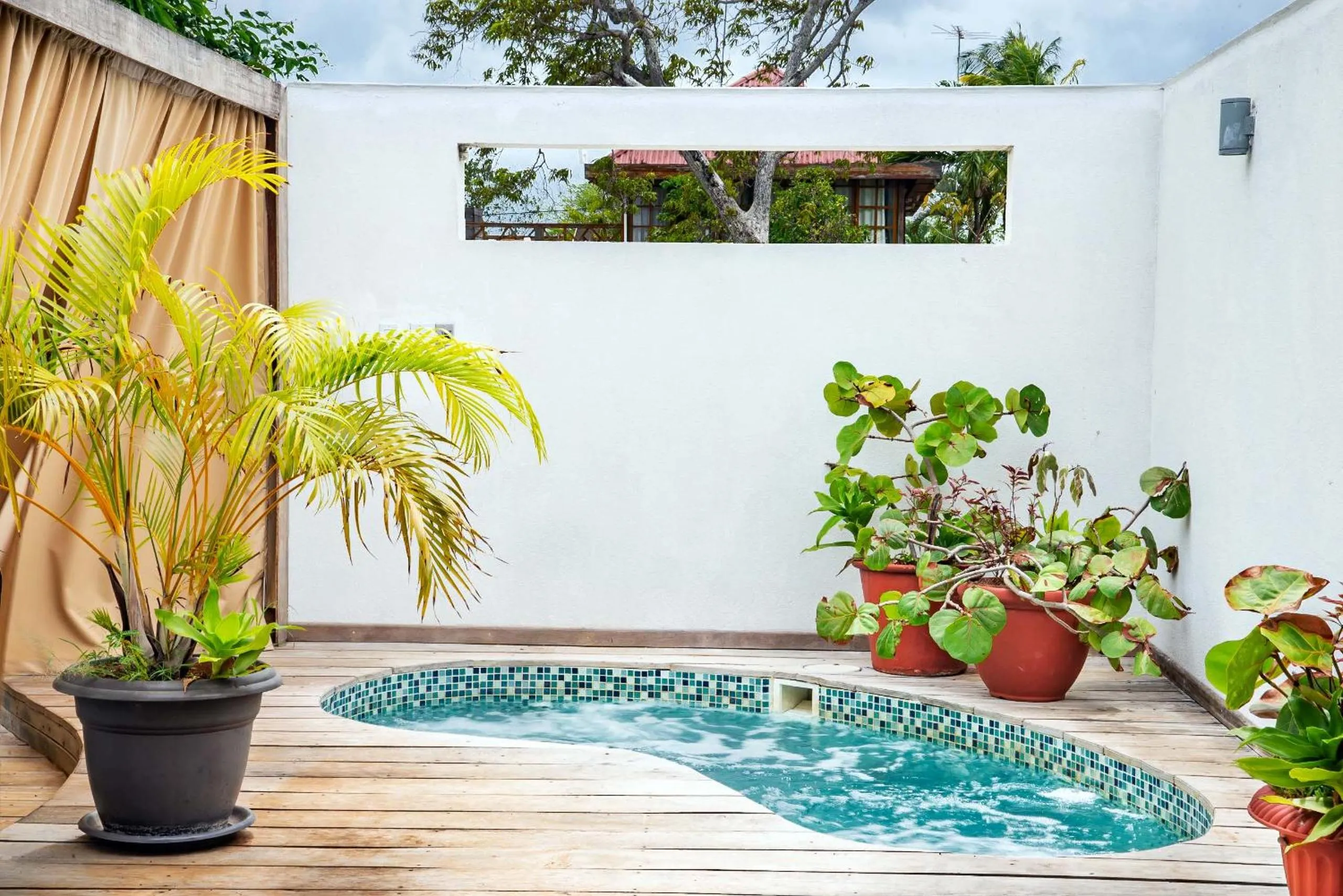 Hot Tub in Miraflores Boutique Hotel Adults Only