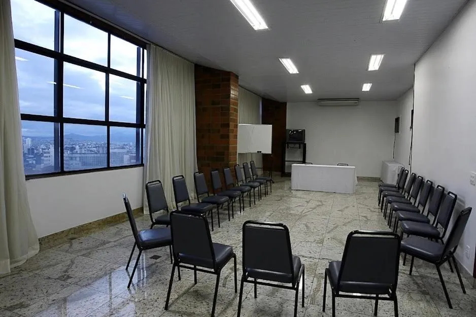 Meeting/conference room in Cheverny Apart Hotel