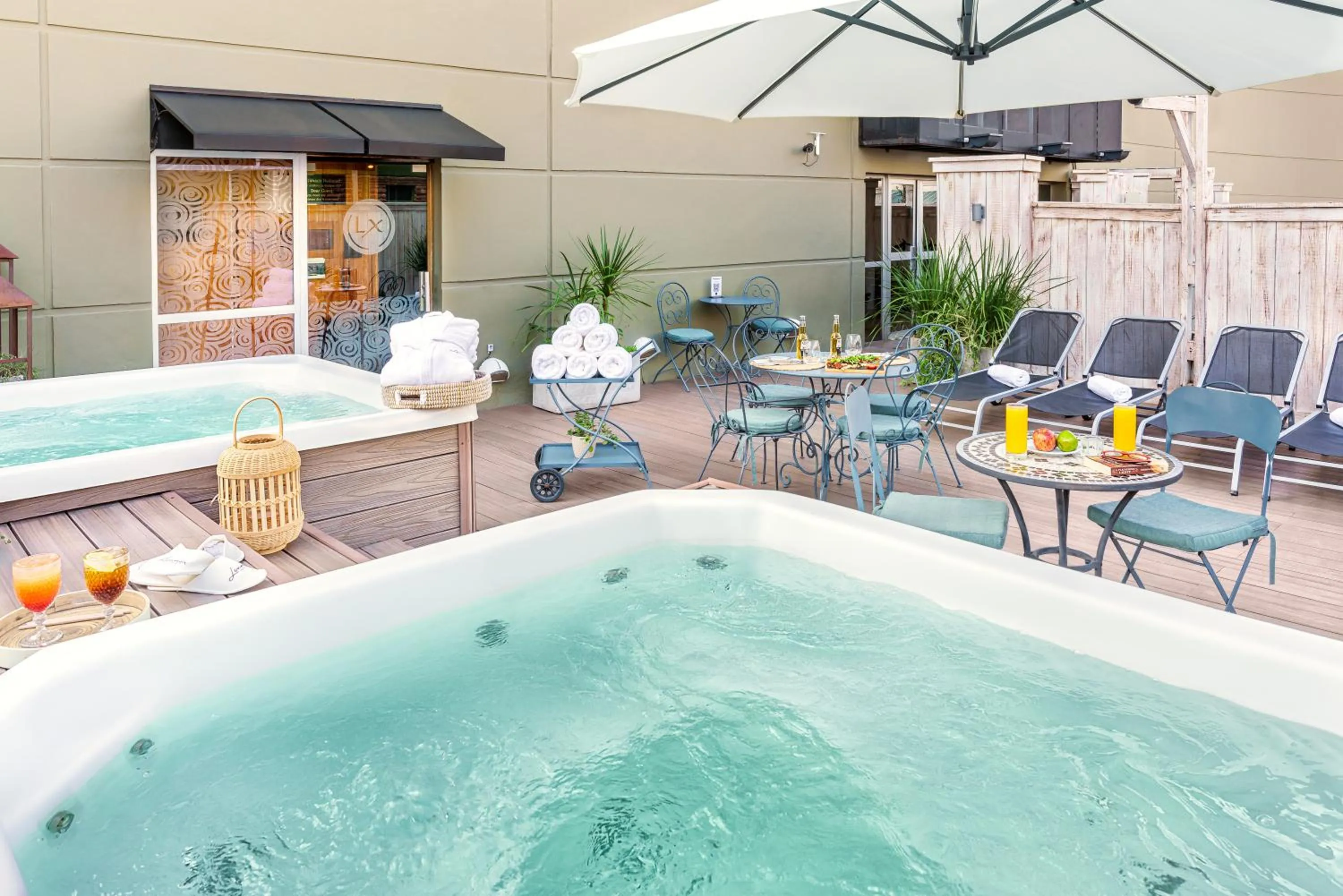 Hot Tub in Lennox Buenos Aires