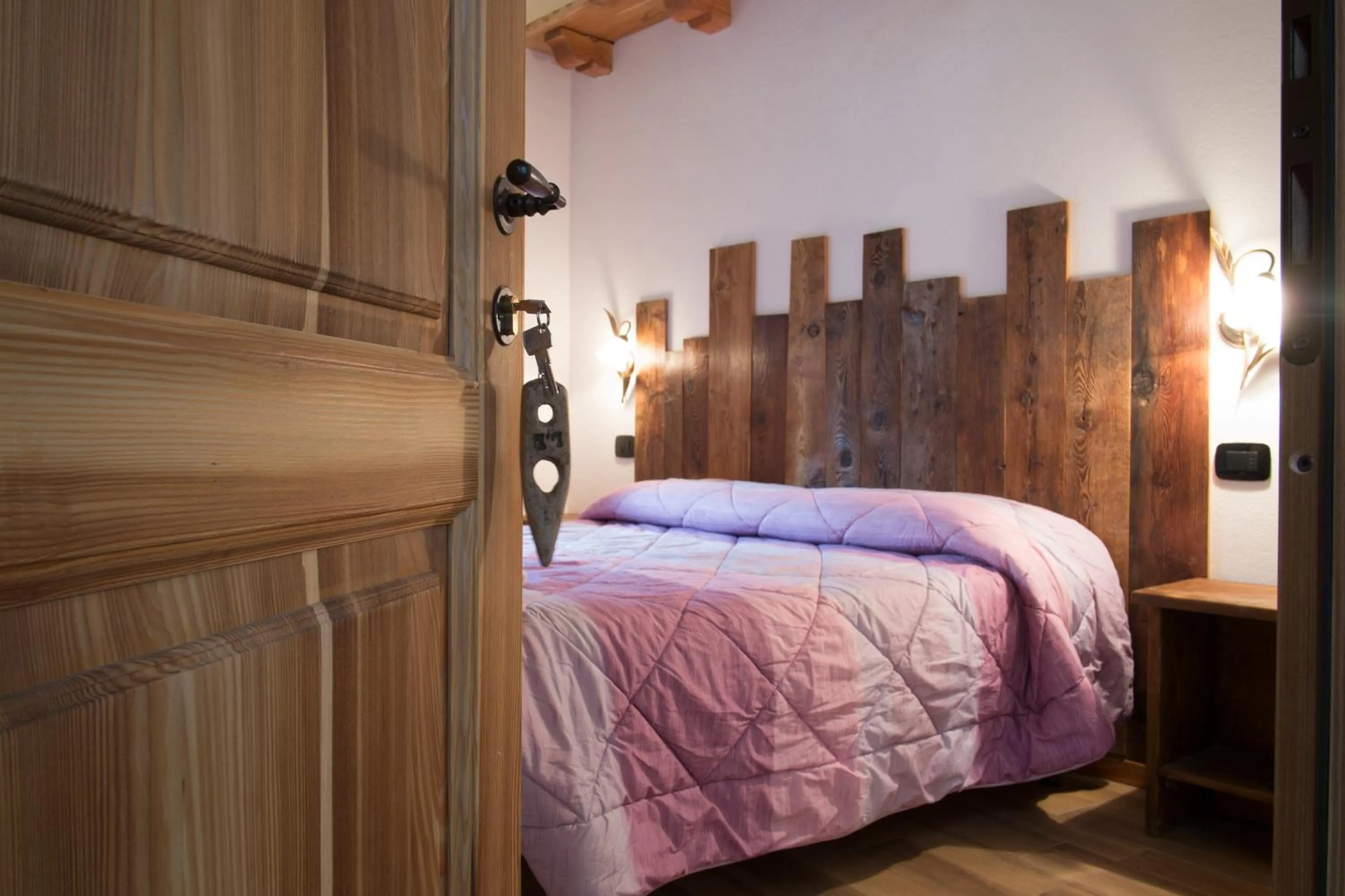 Photo of the whole room, Bed in B&B Lo VAN - Camere al Verde Villaggio di Rumiod