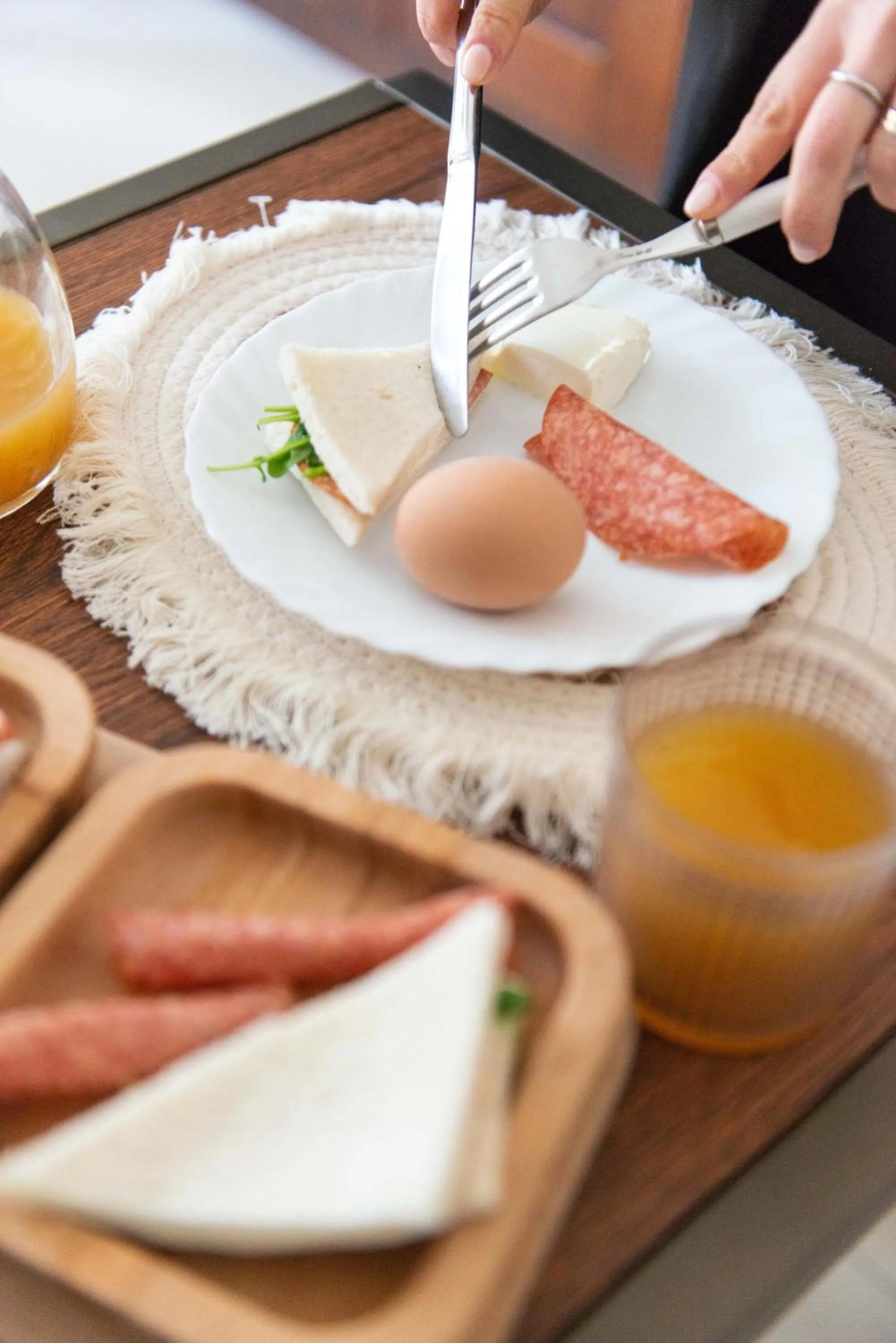 Breakfast in Camera Ardea