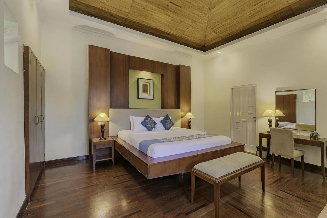 Bed in The Beverly Hills Bali Villas Jimbaran